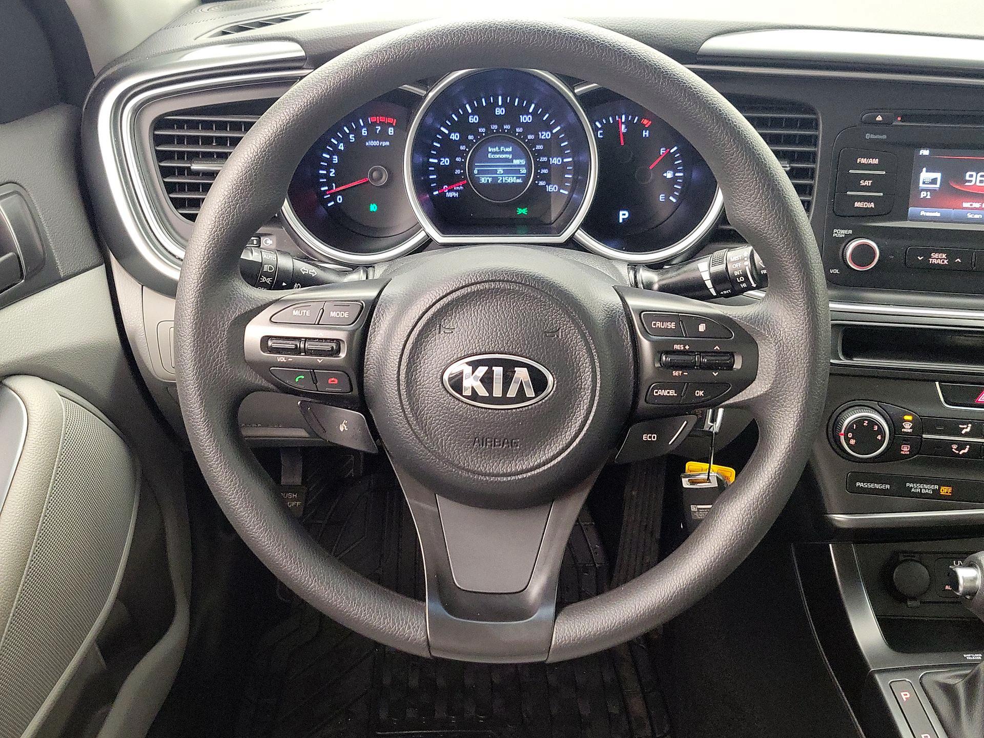 Thumbnail: 2014 Kia Optima - 10