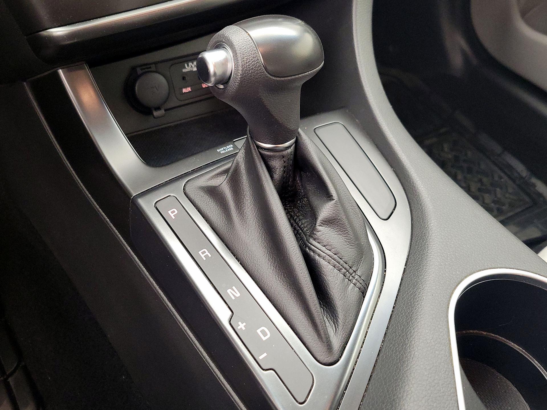 Thumbnail: 2014 Kia Optima - 17