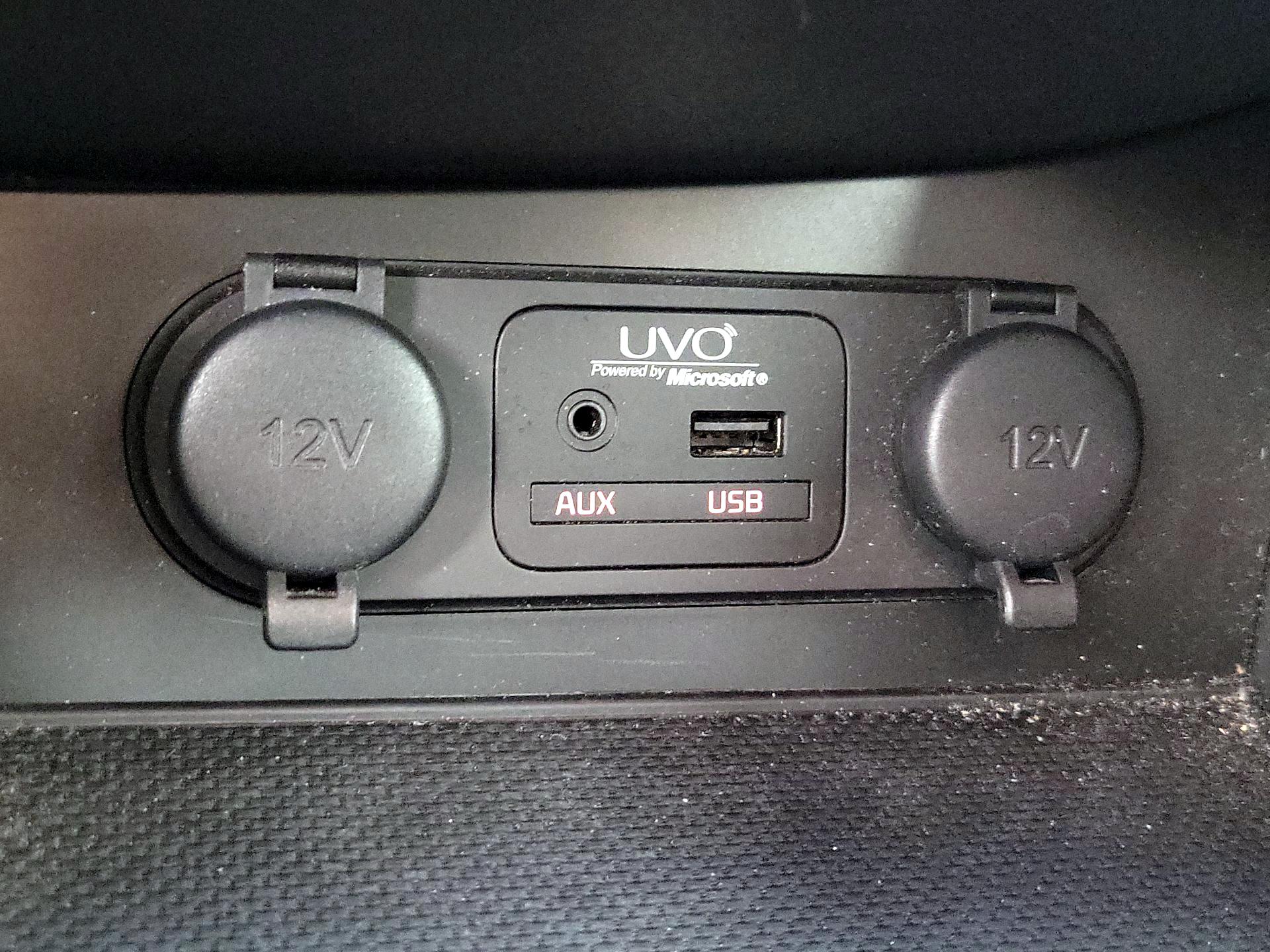 Thumbnail: 2014 Kia Optima - 18