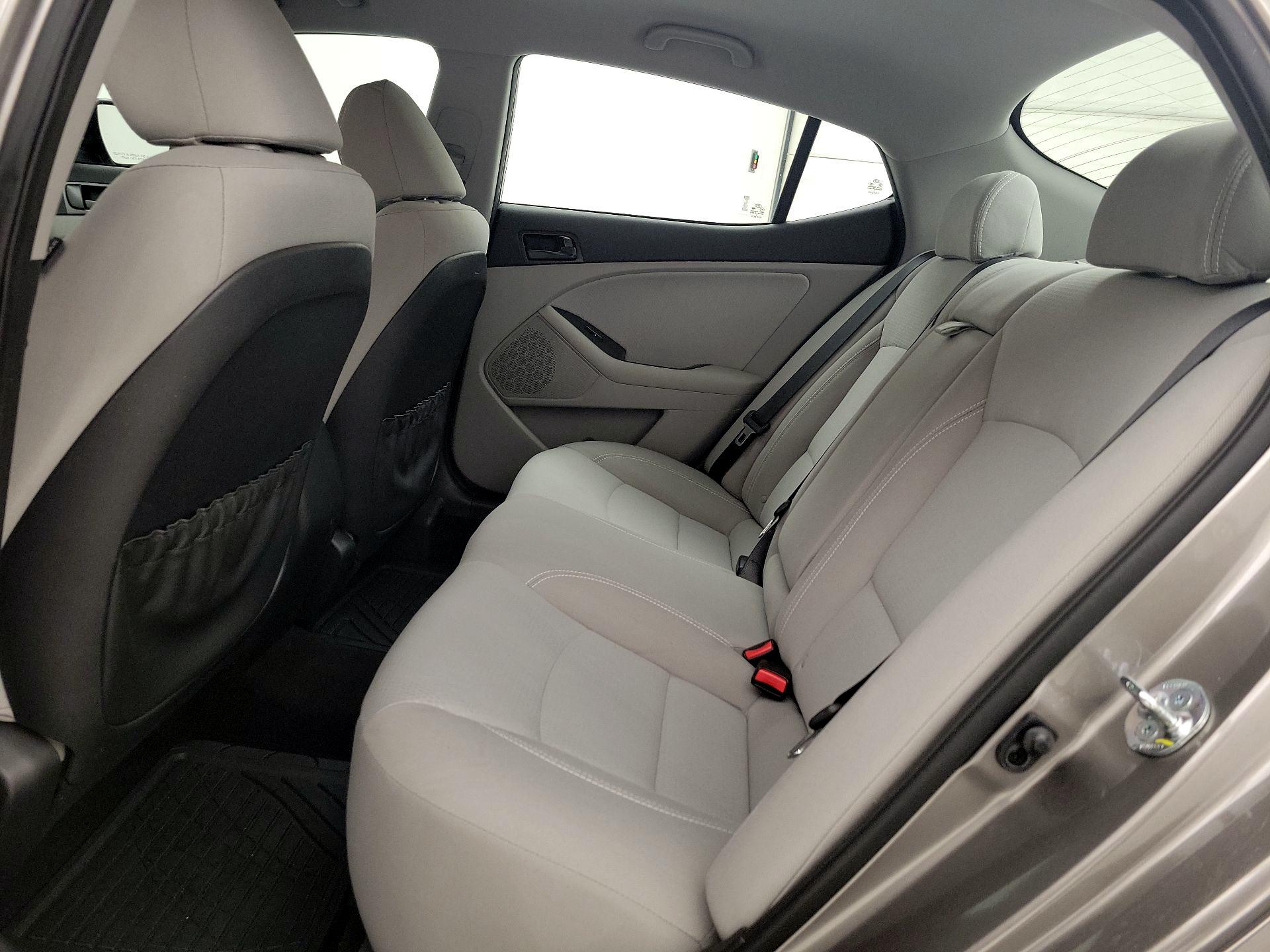 Thumbnail: 2014 Kia Optima - 19