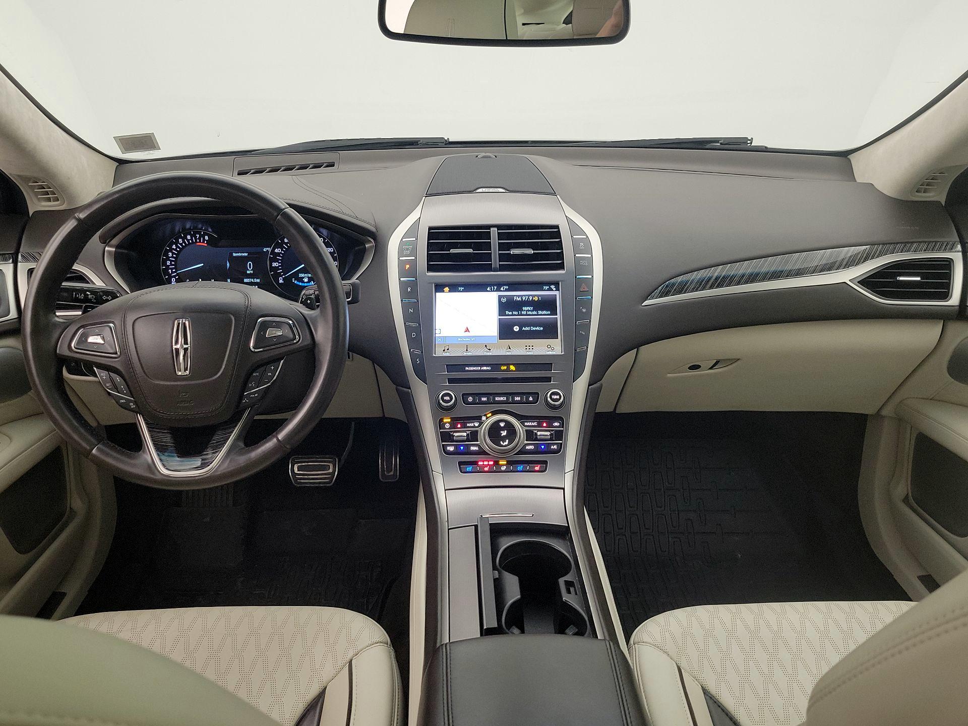 Thumbnail: 2017 Lincoln MKZ - 9