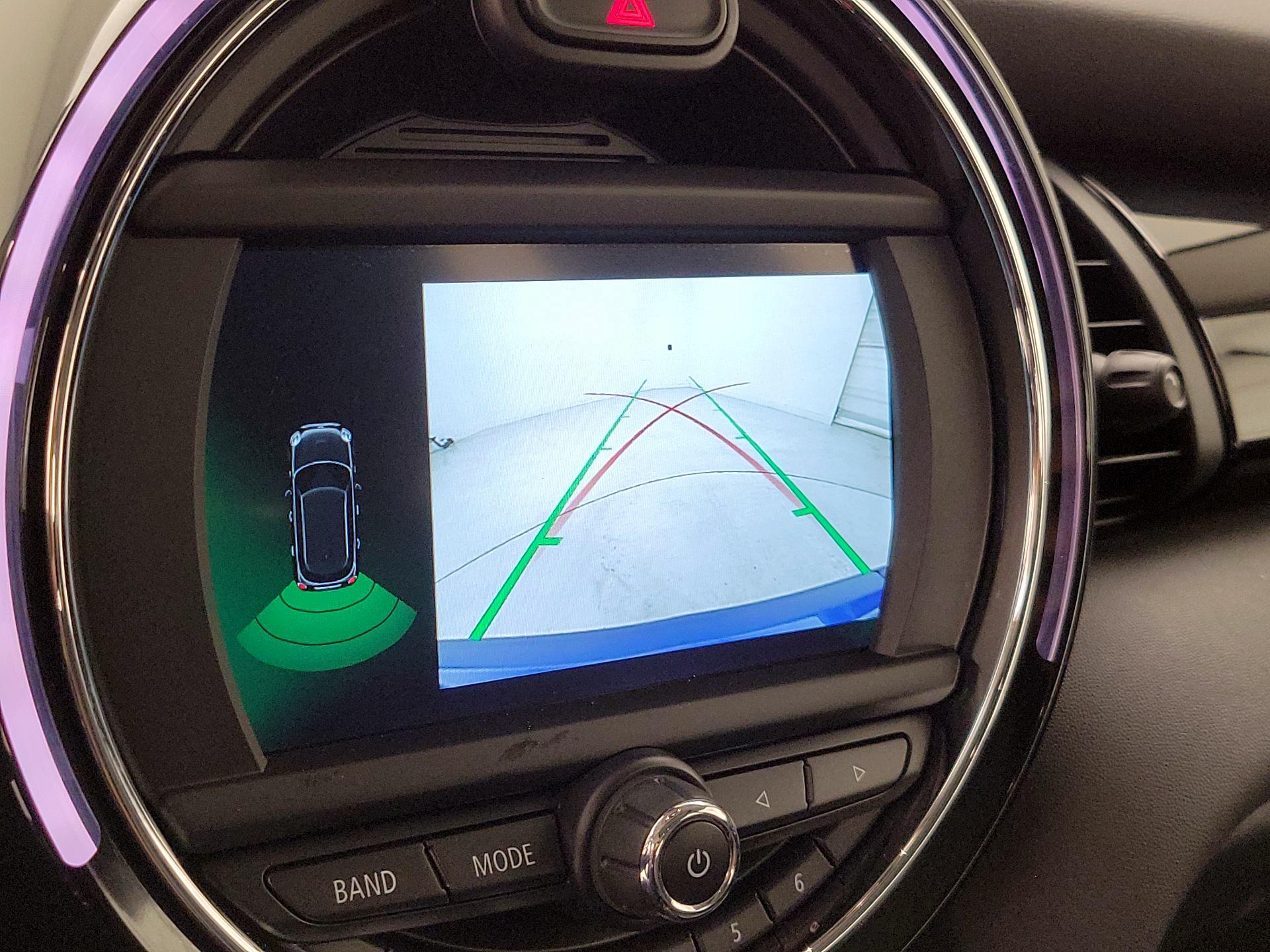 Thumbnail: 2019 MINI Cooper Hardtop - 14