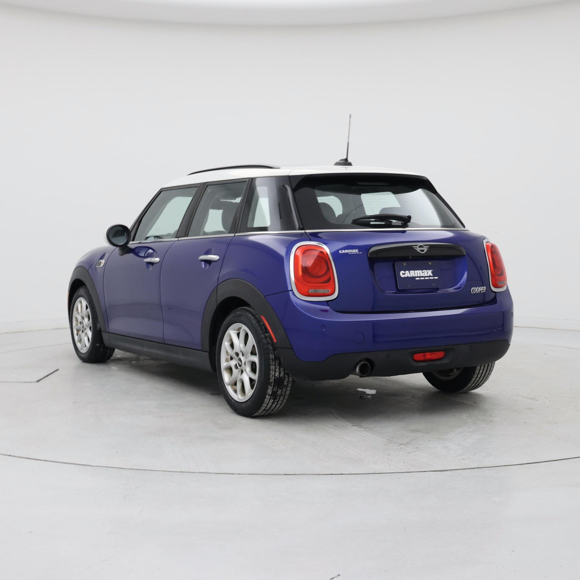 Thumbnail: 2019 MINI Cooper Hardtop - 2