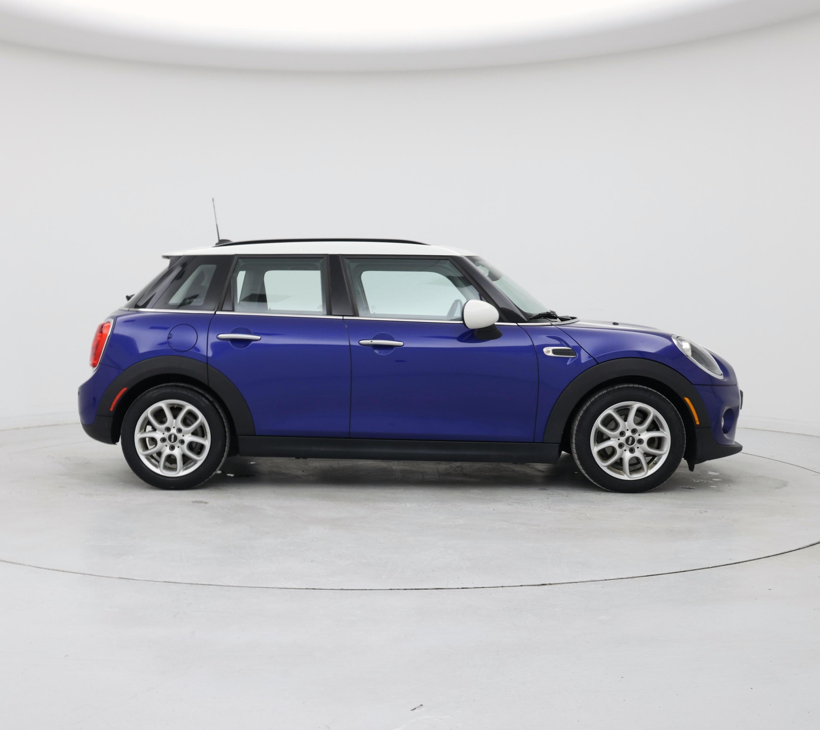 Thumbnail: 2019 MINI Cooper Hardtop - 7