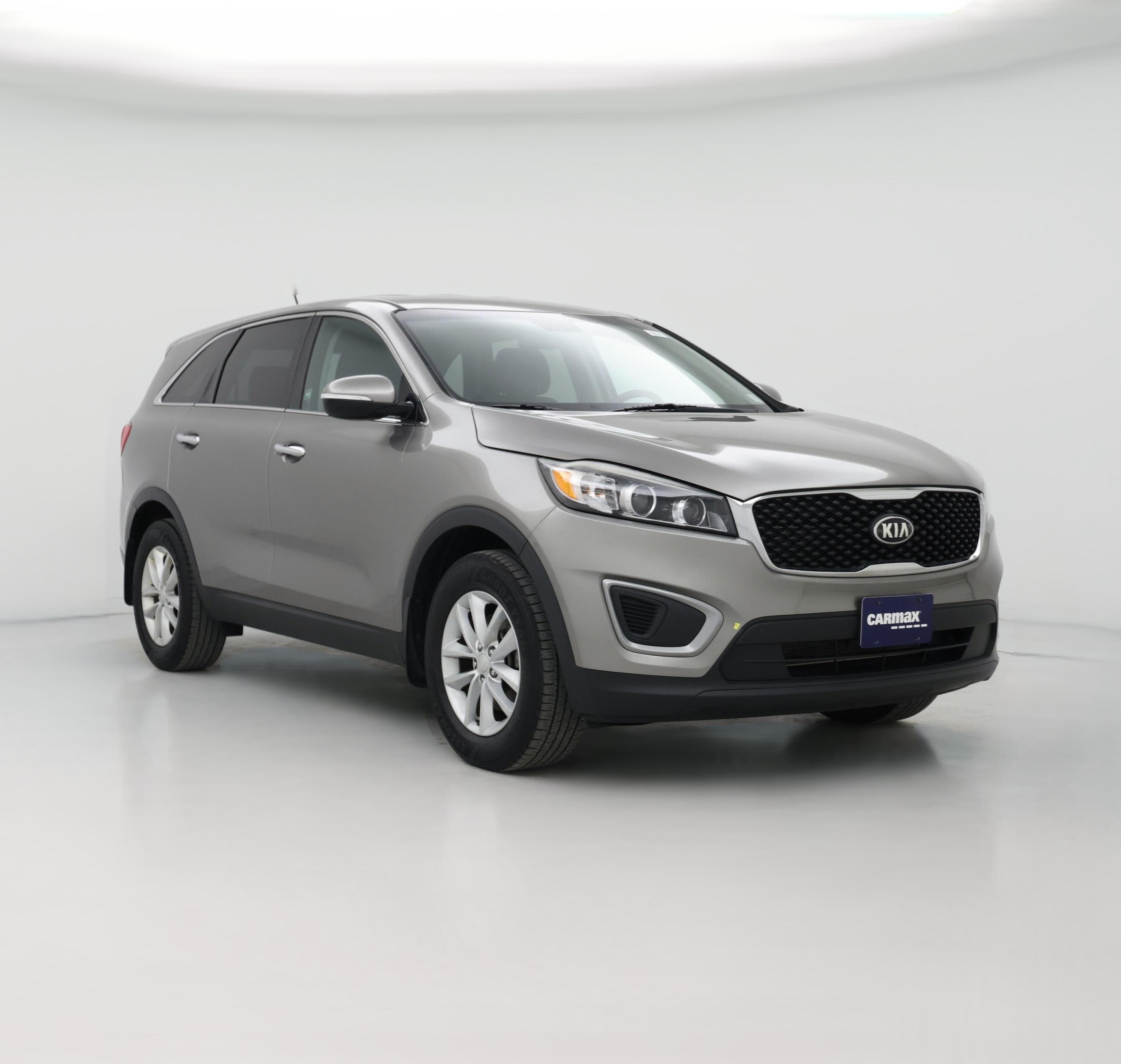 Thumbnail: 2016 Kia Sorento - 1