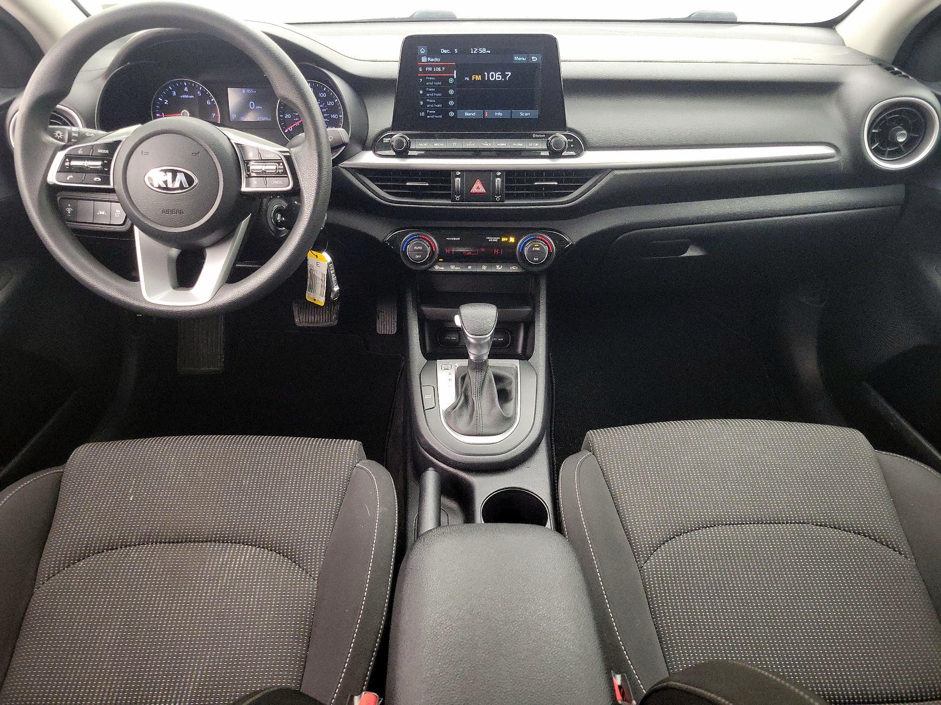 Thumbnail: 2019 Kia Forte - 9