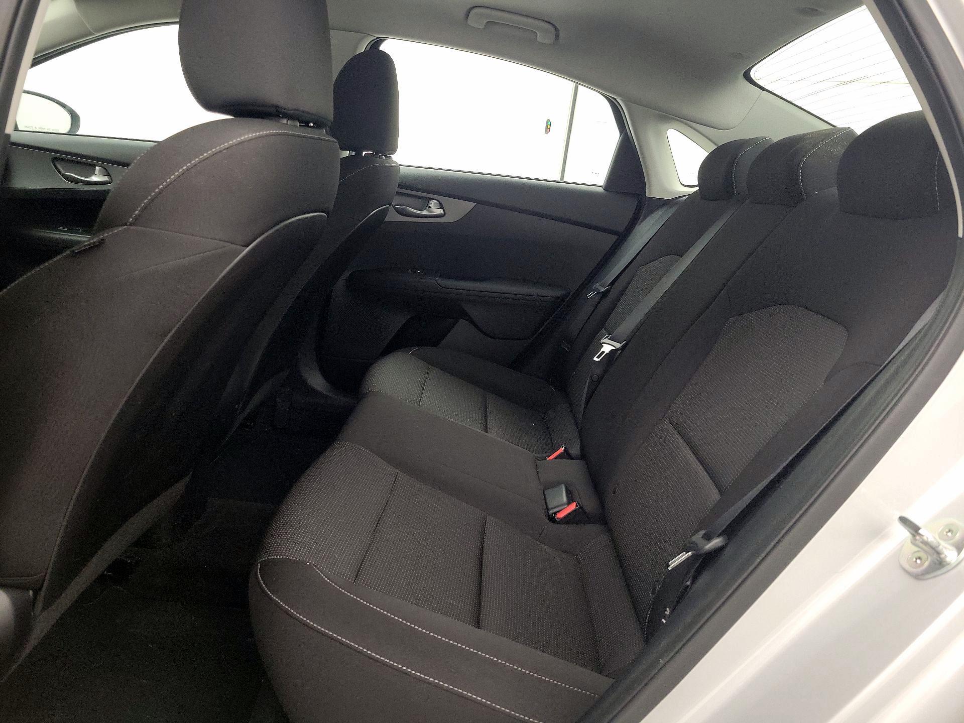 Thumbnail: 2019 Kia Forte - 19