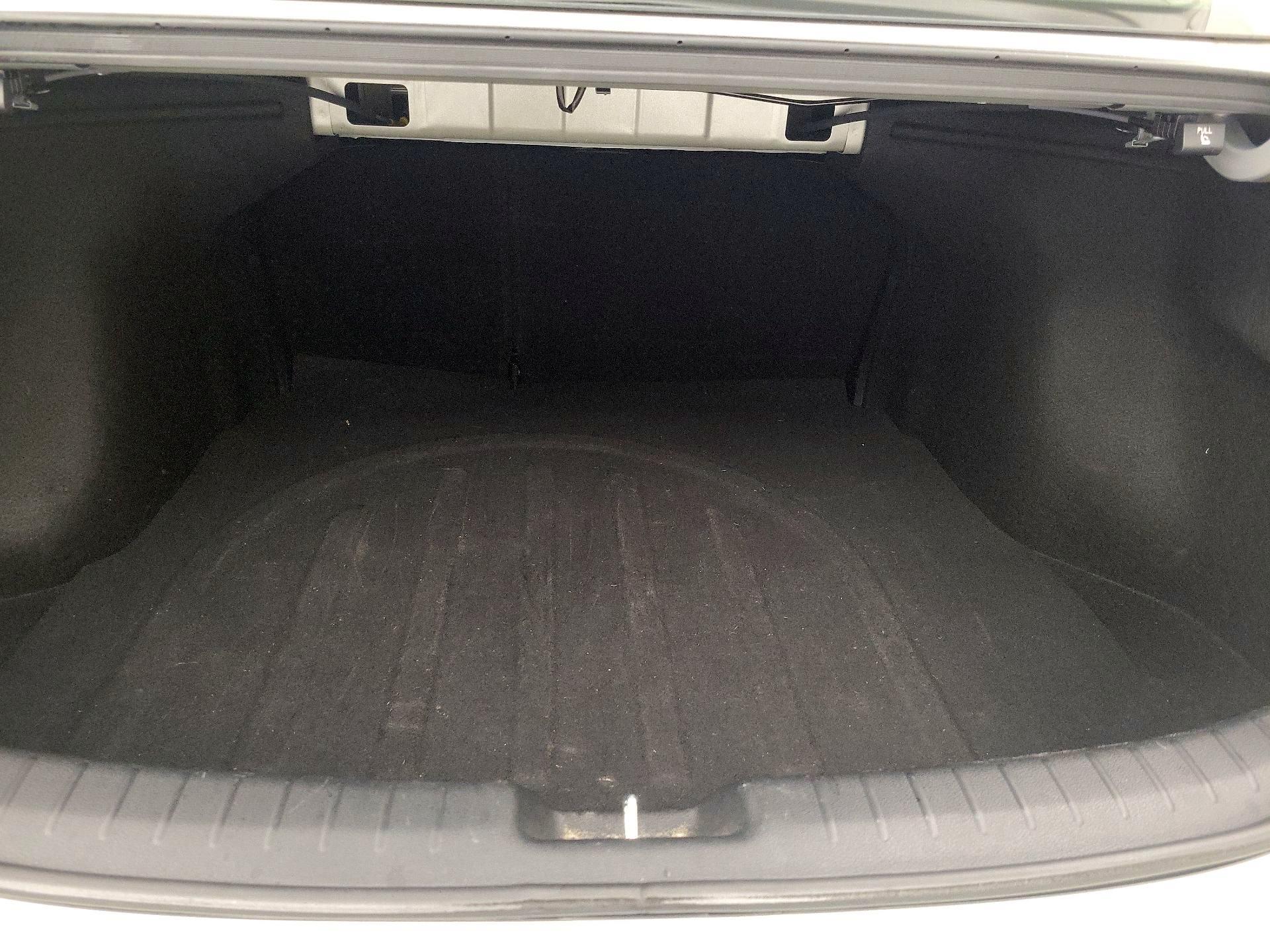 Thumbnail: 2019 Kia Forte - 20