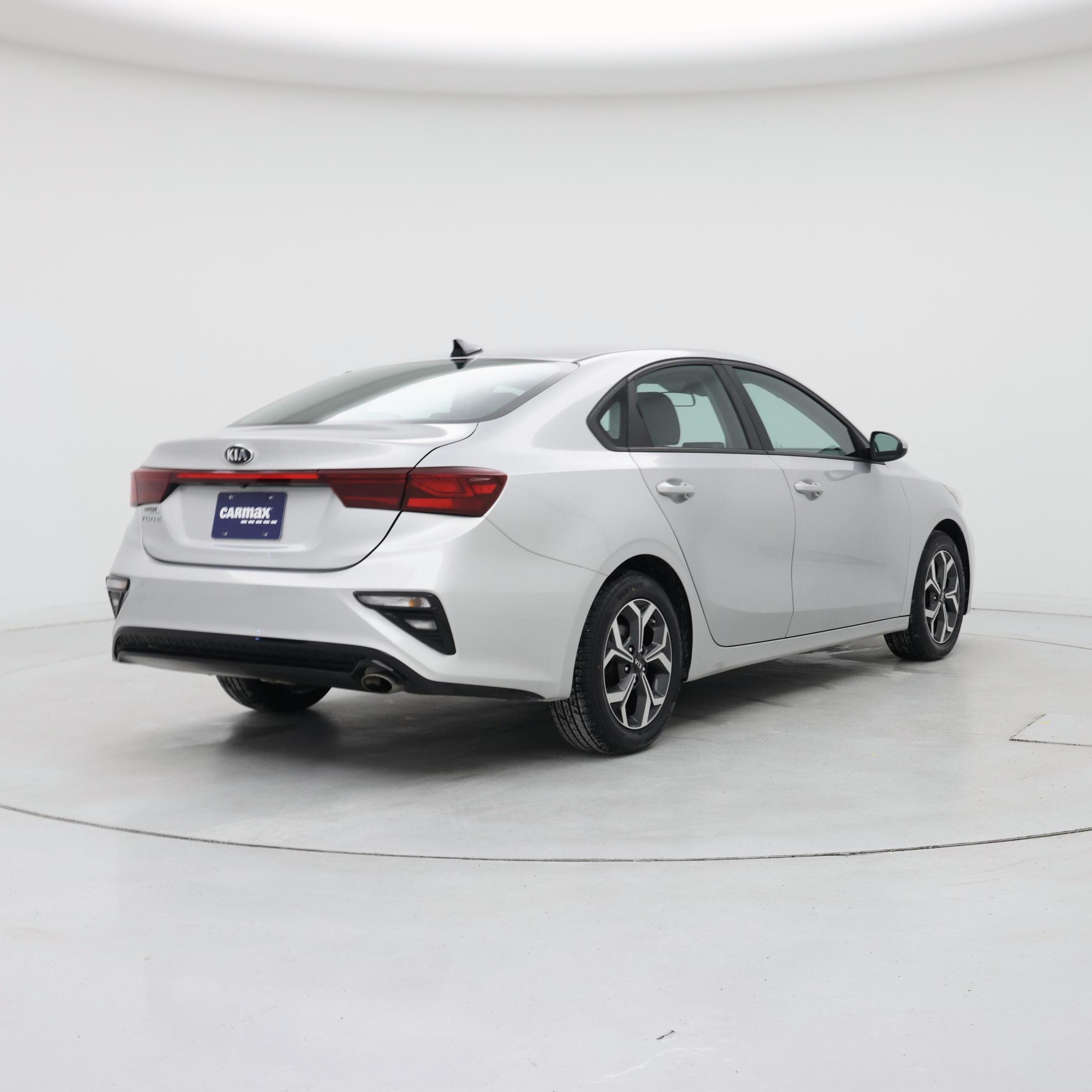 Thumbnail: 2019 Kia Forte - 8