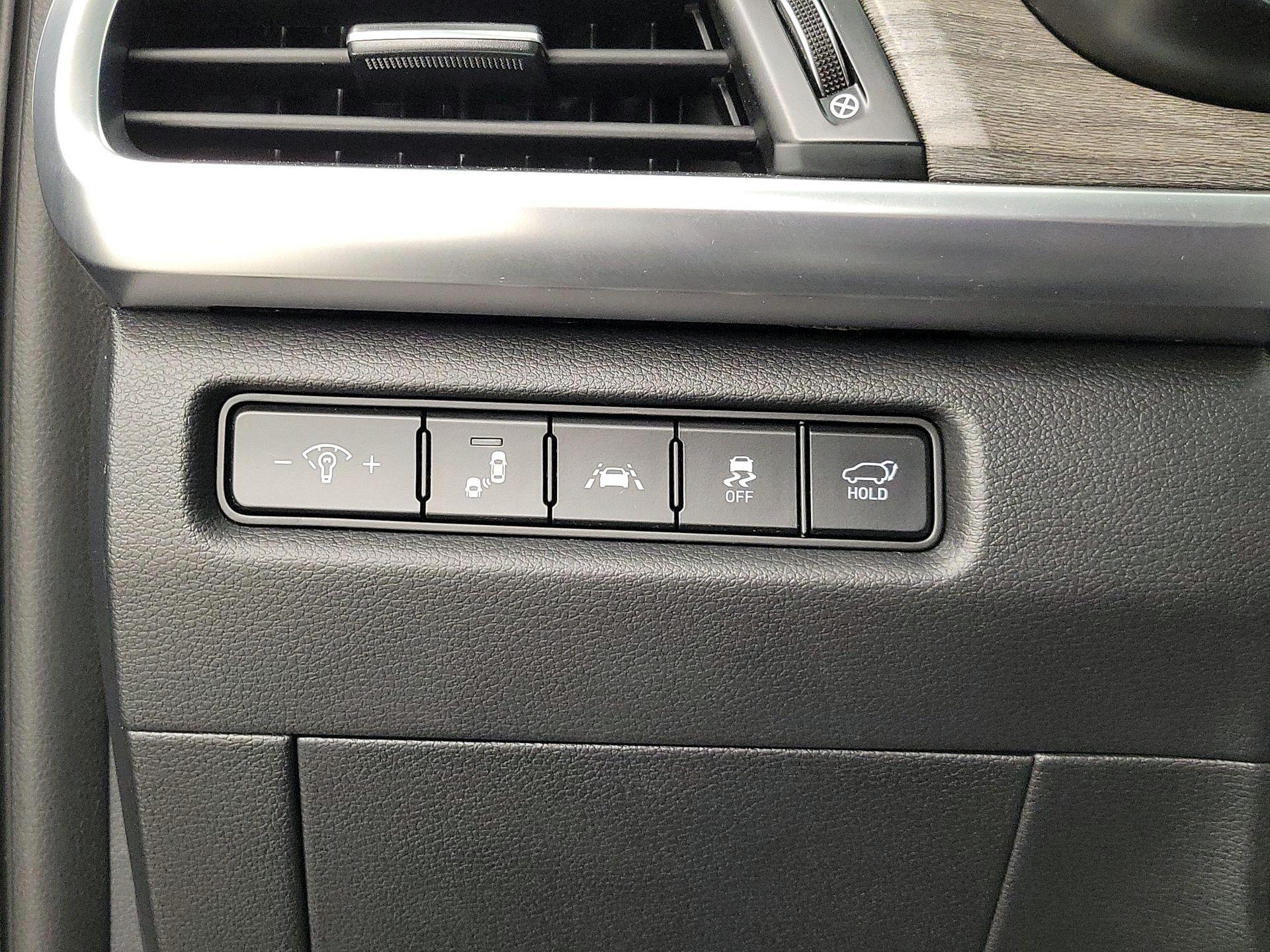 Thumbnail: 2021 Kia Telluride - 13