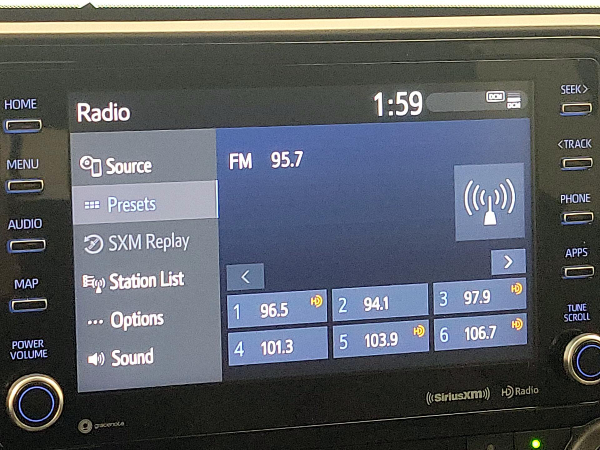 Thumbnail: 2021 Toyota Highlander - 15