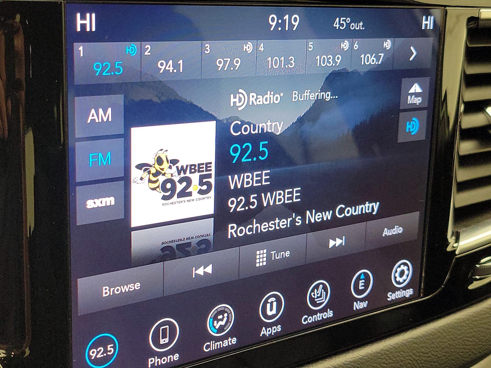 Thumbnail: 2019 Chrysler Pacifica - 15