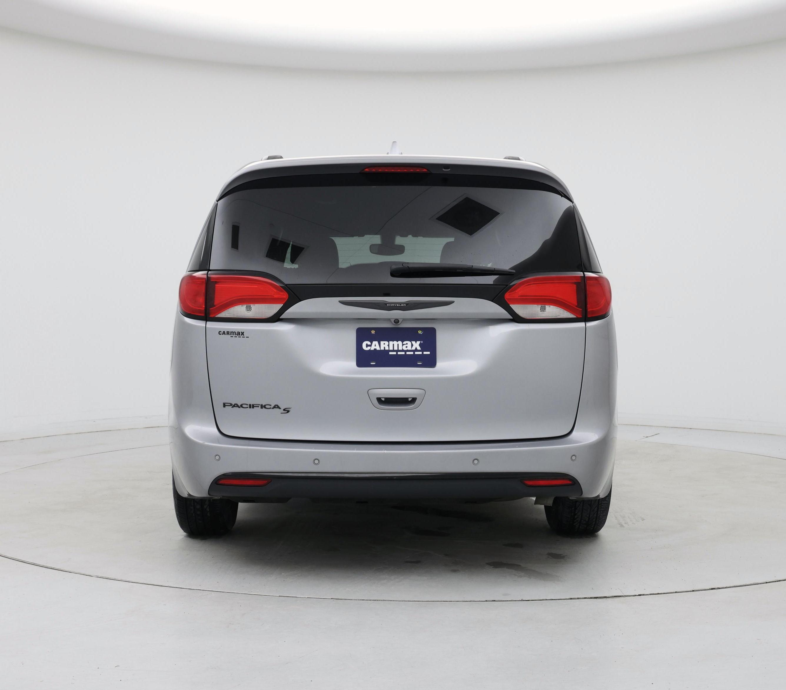 Thumbnail: 2019 Chrysler Pacifica - 6