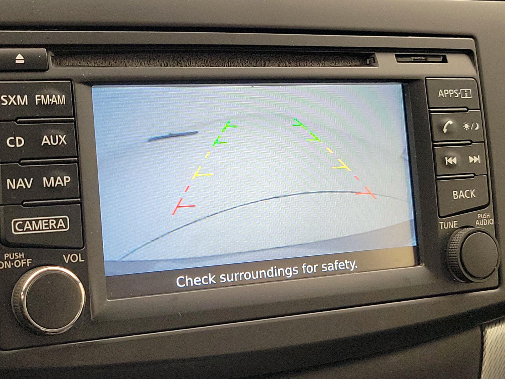 Thumbnail: 2015 Nissan Sentra - 15