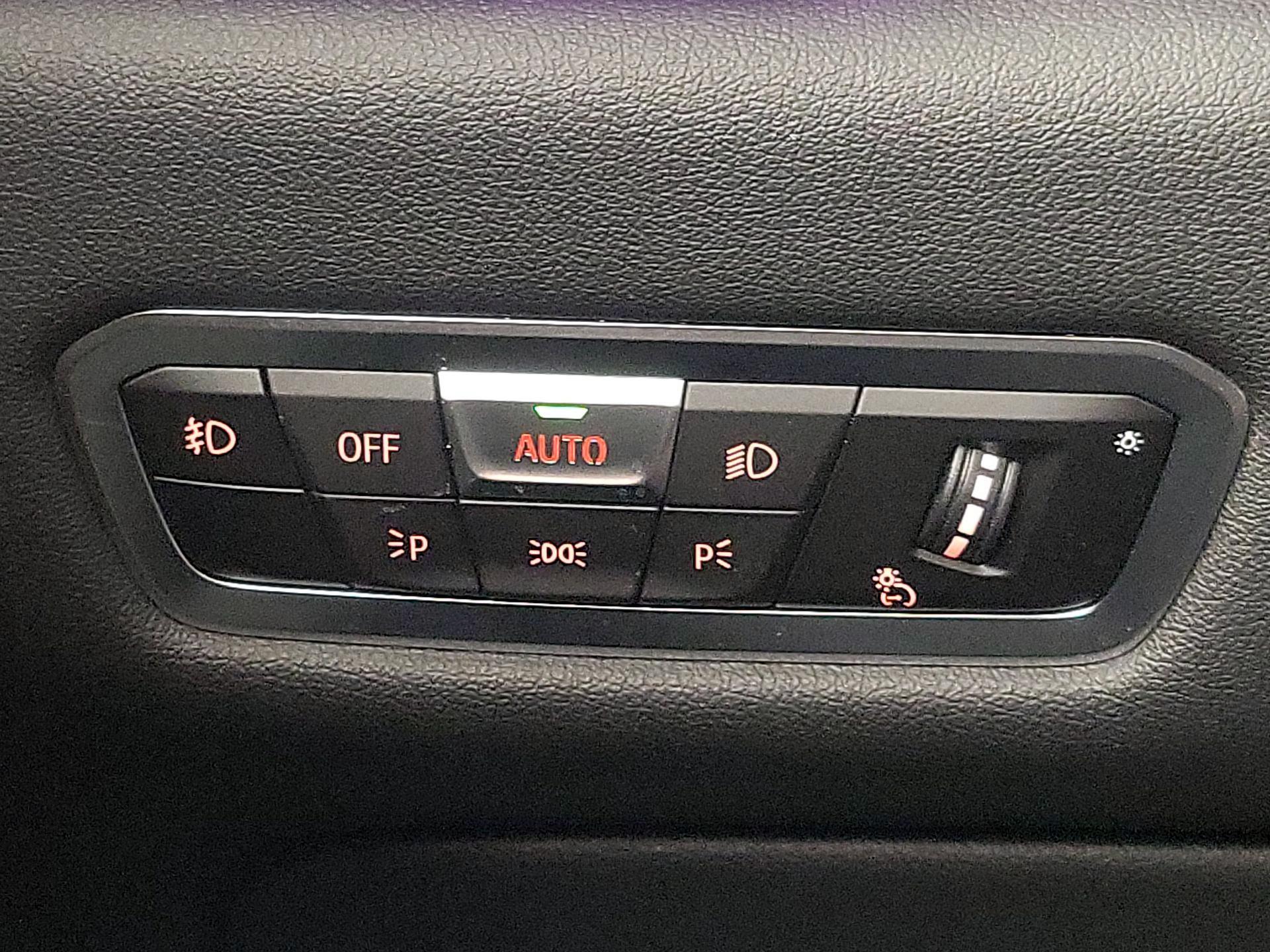 Thumbnail: 2021 BMW X5 - 13