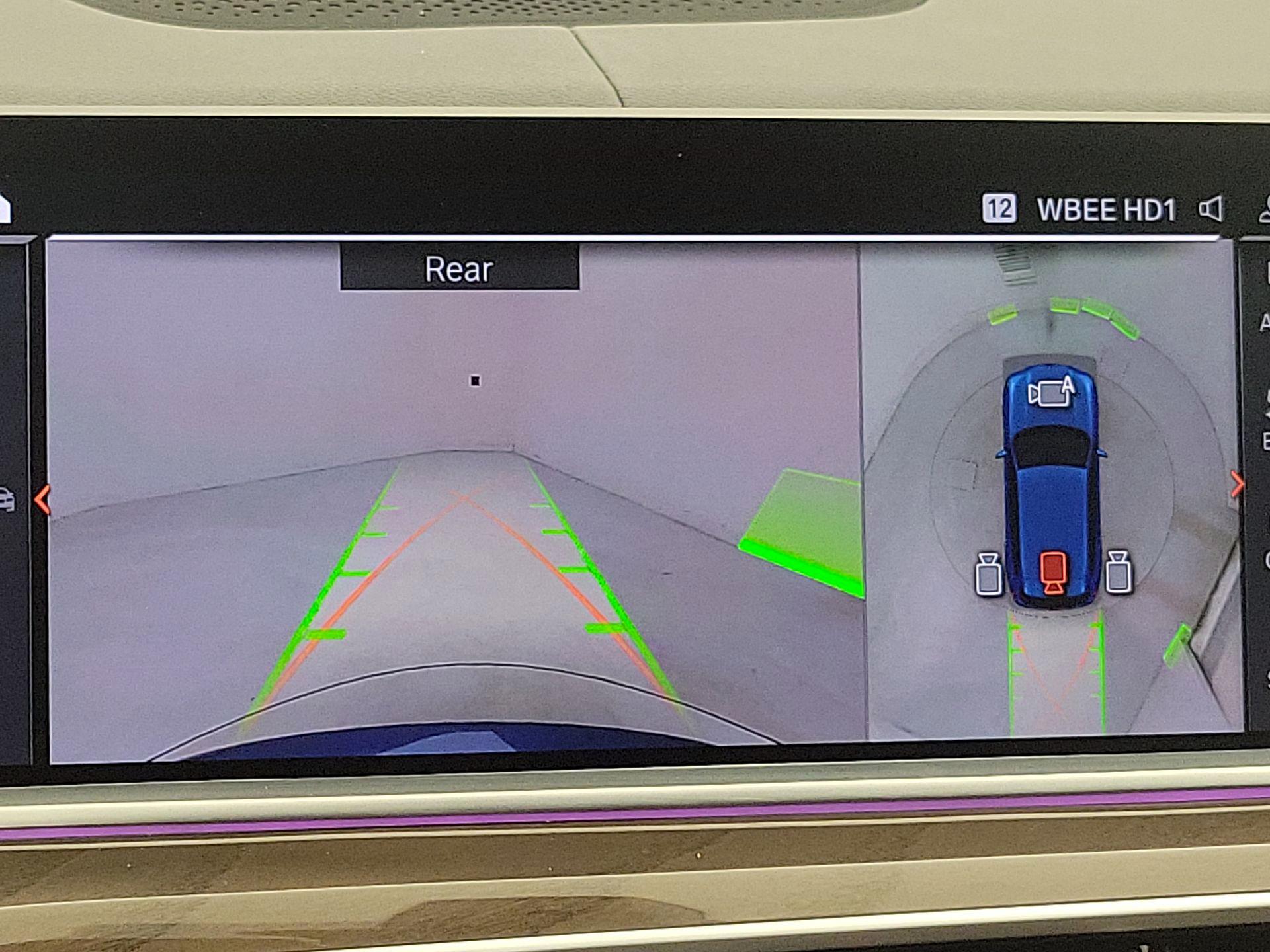 Thumbnail: 2021 BMW X5 - 15