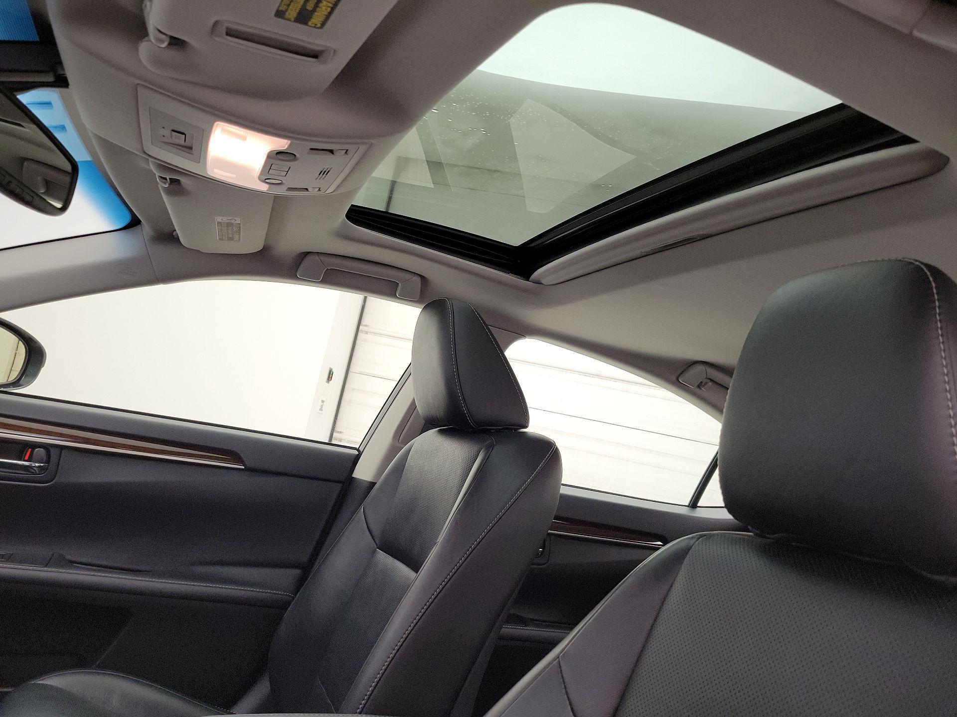 Thumbnail: 2015 Lexus ES - 20