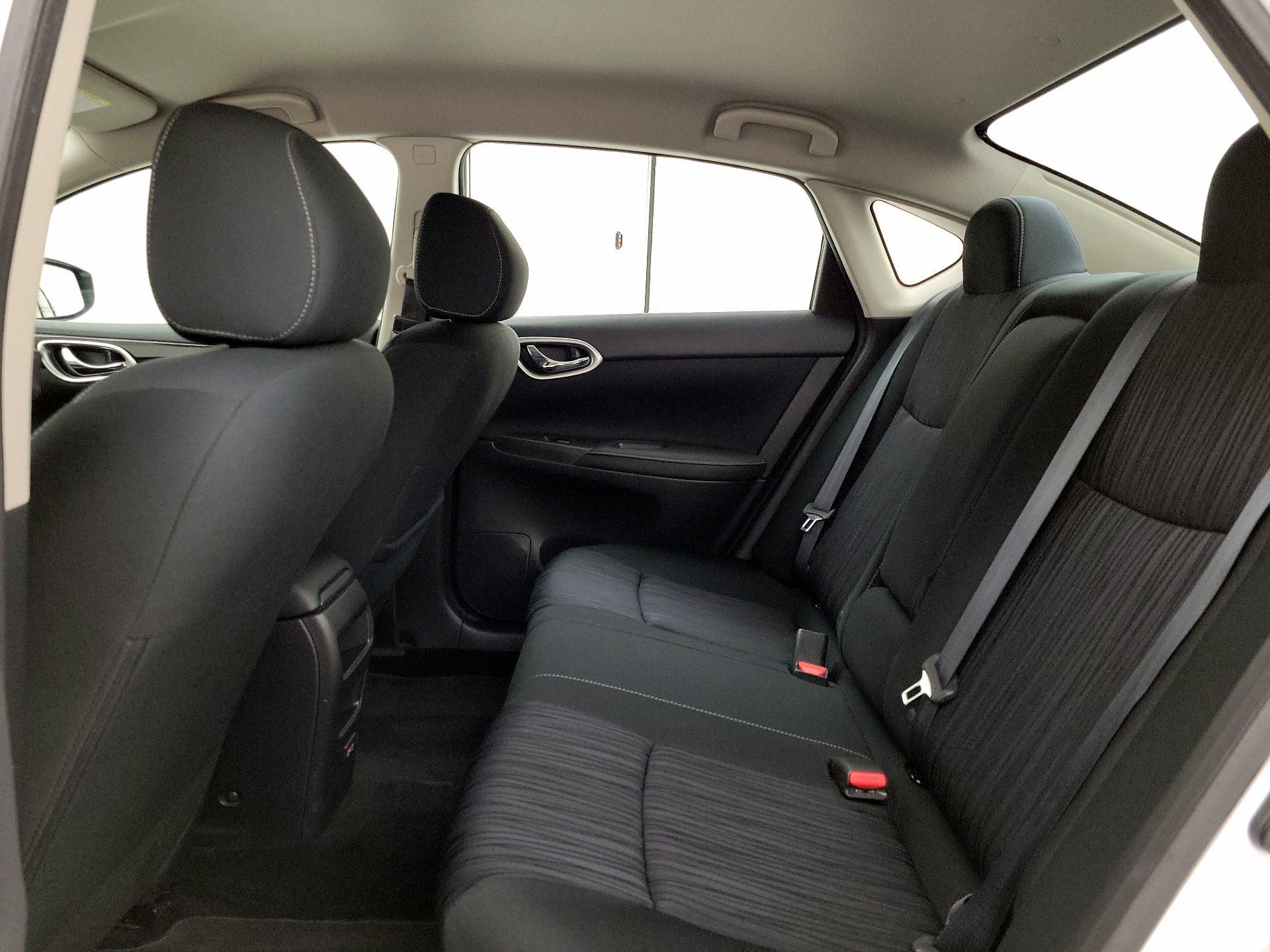 Thumbnail: 2019 Nissan Sentra - 19