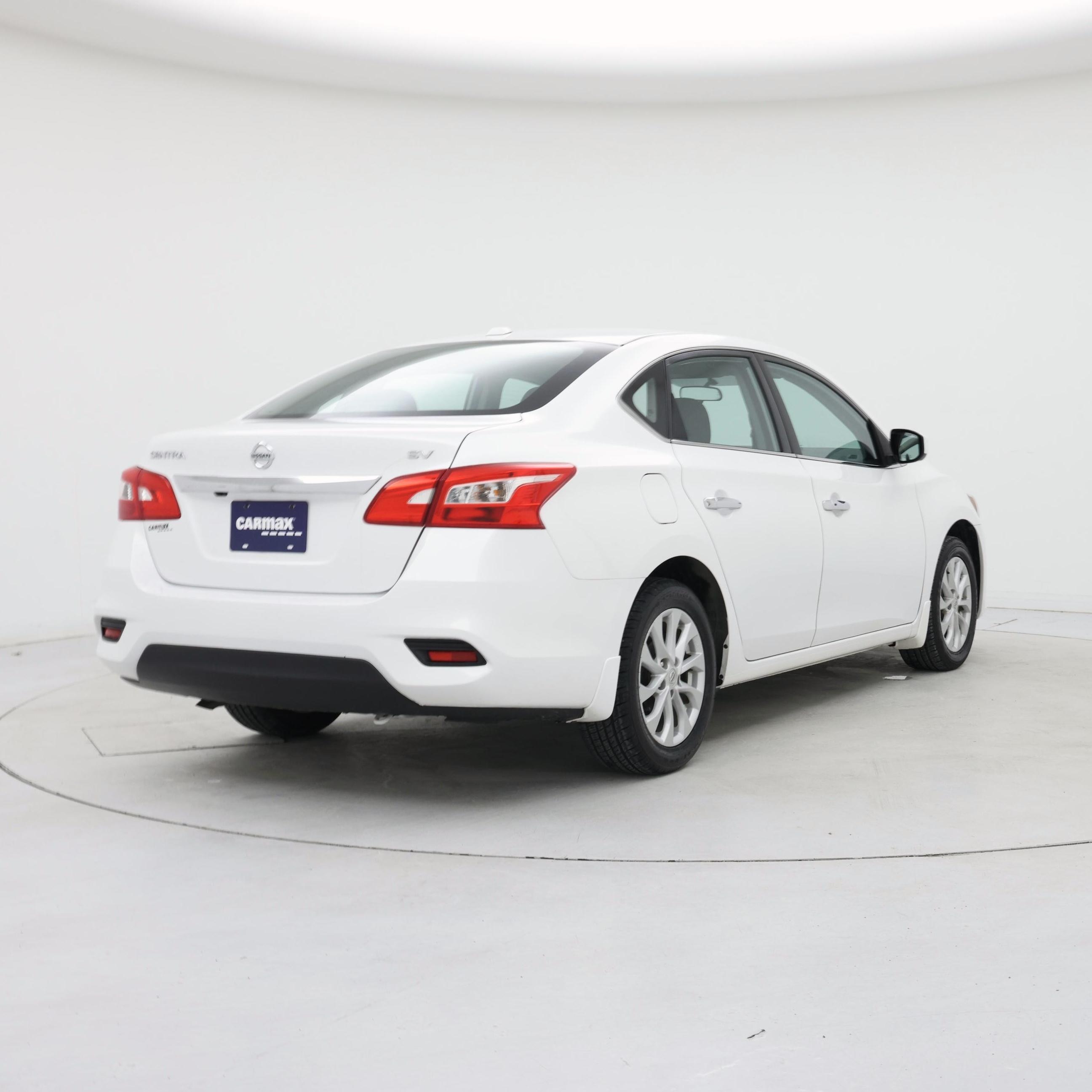 Thumbnail: 2019 Nissan Sentra - 8