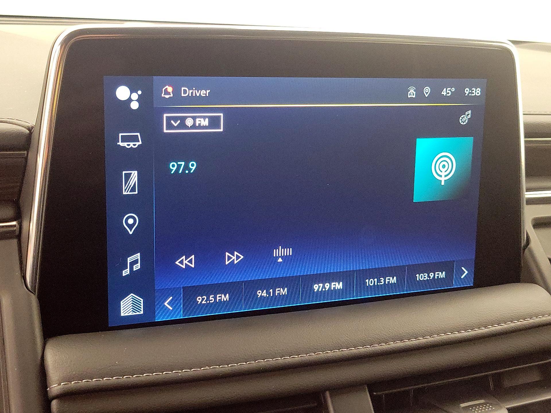 Thumbnail: 2022 Chevrolet Tahoe - 15