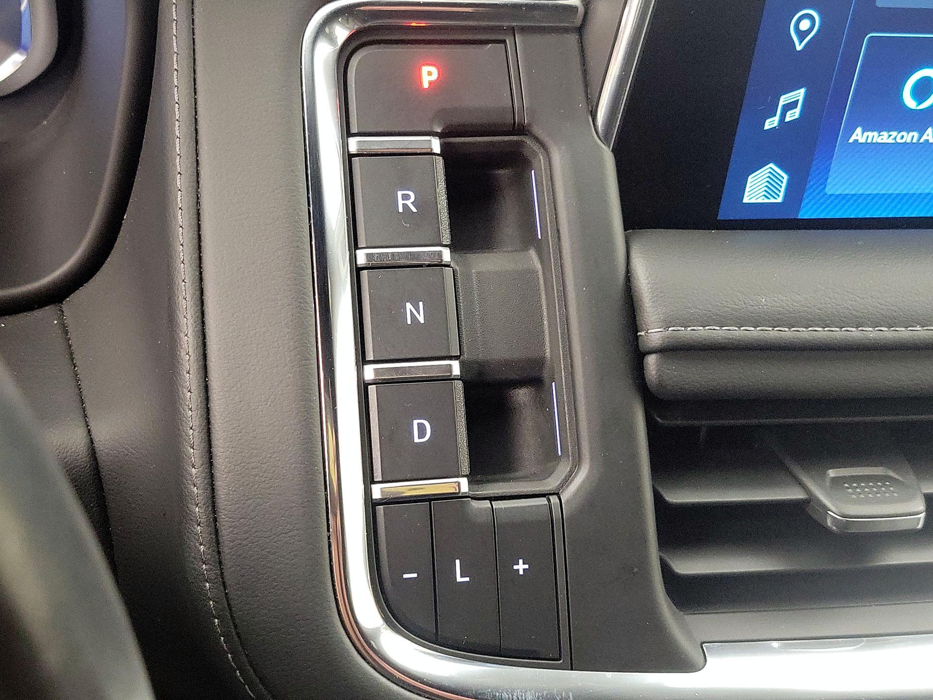 Thumbnail: 2022 Chevrolet Tahoe - 17