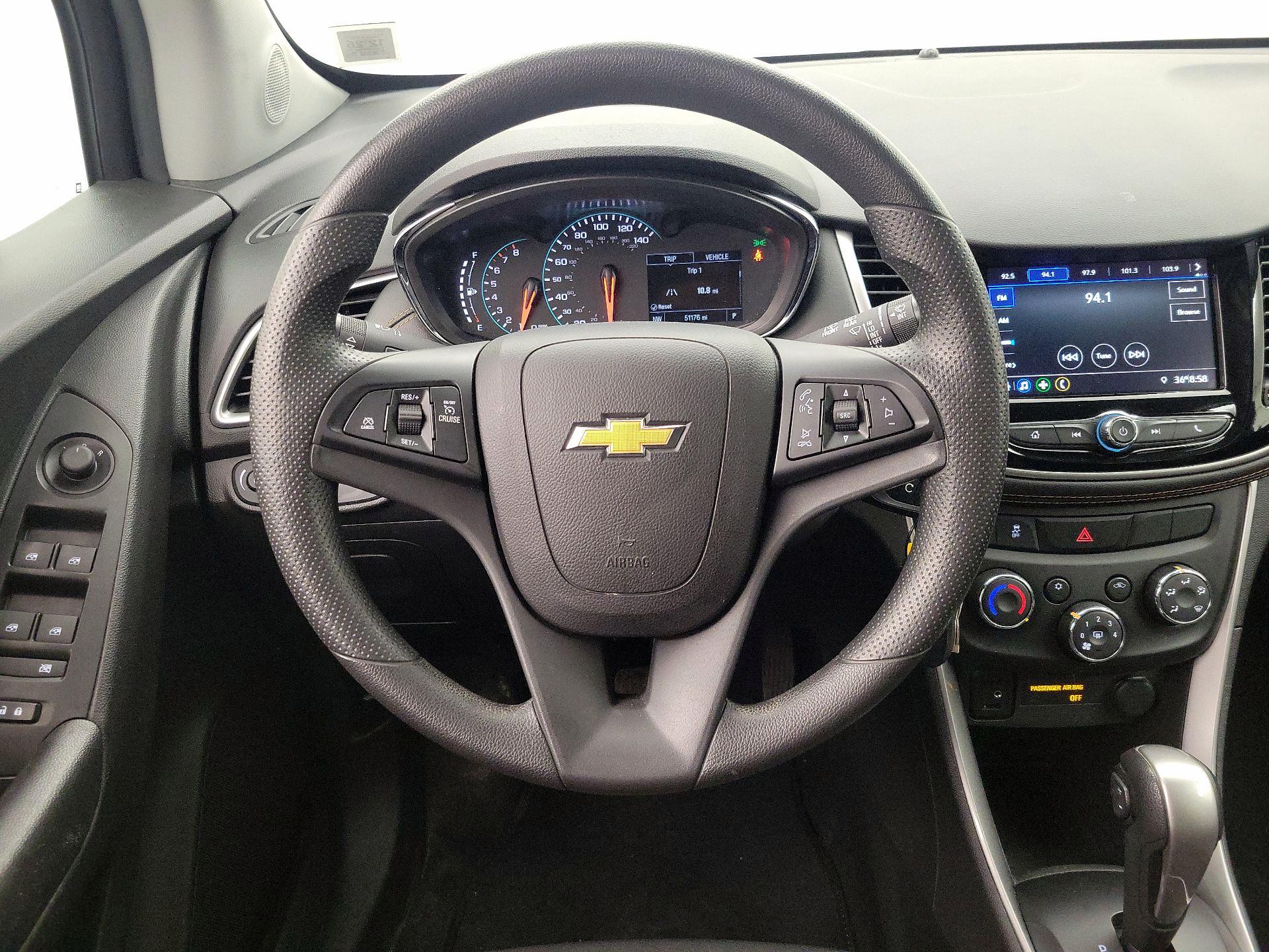 Thumbnail: 2021 Chevrolet Trax - 10