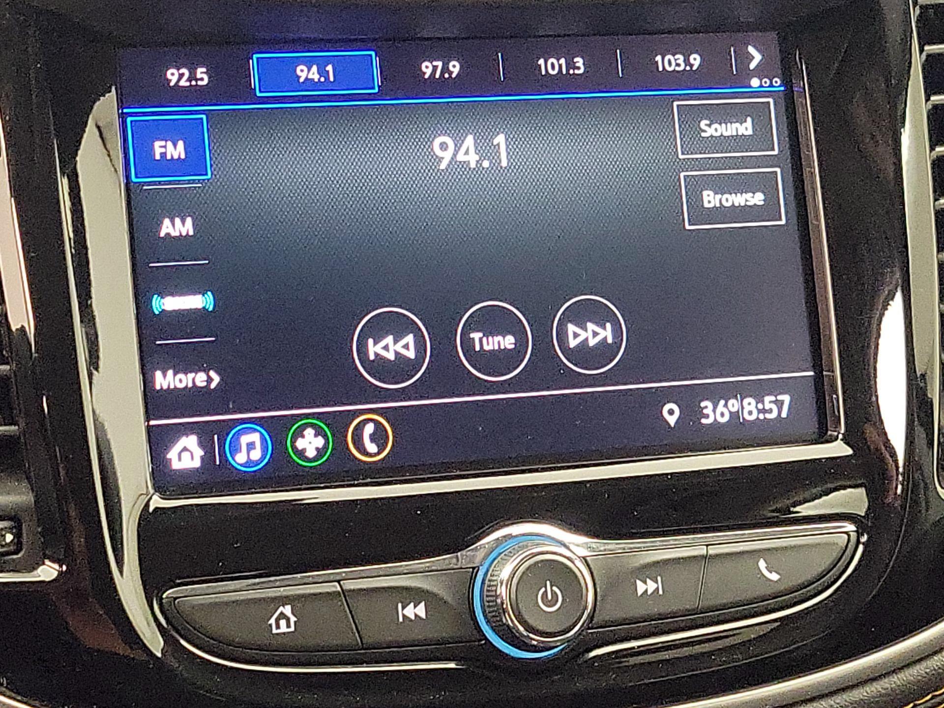 Thumbnail: 2021 Chevrolet Trax - 15