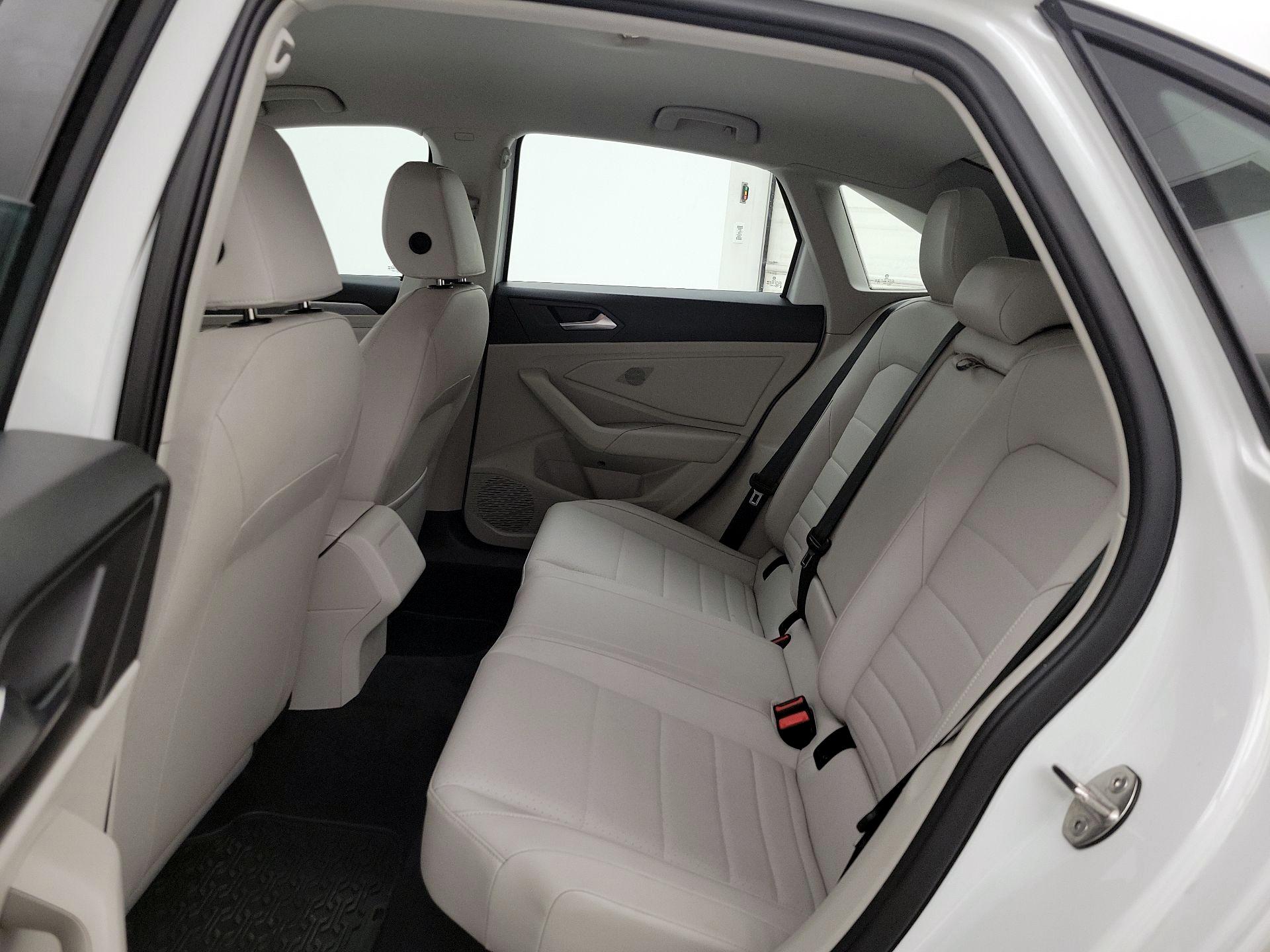 Thumbnail: 2024 Volkswagen Jetta - 19