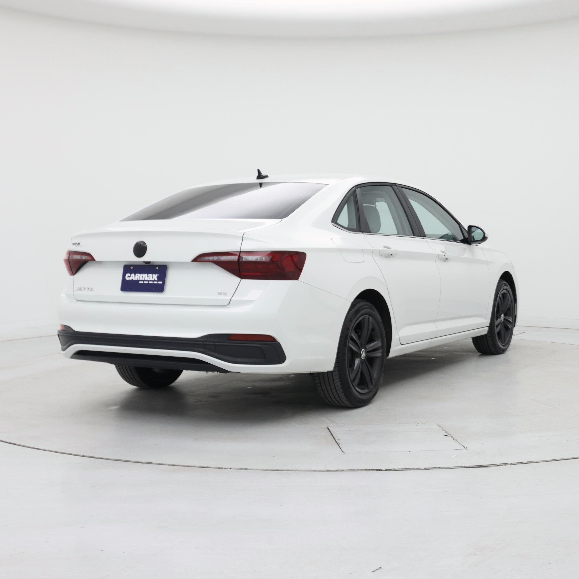 Thumbnail: 2024 Volkswagen Jetta - 8