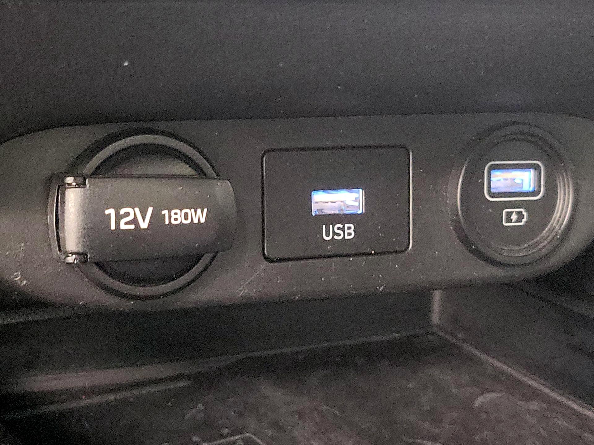 Thumbnail: 2022 Hyundai Elantra - 19