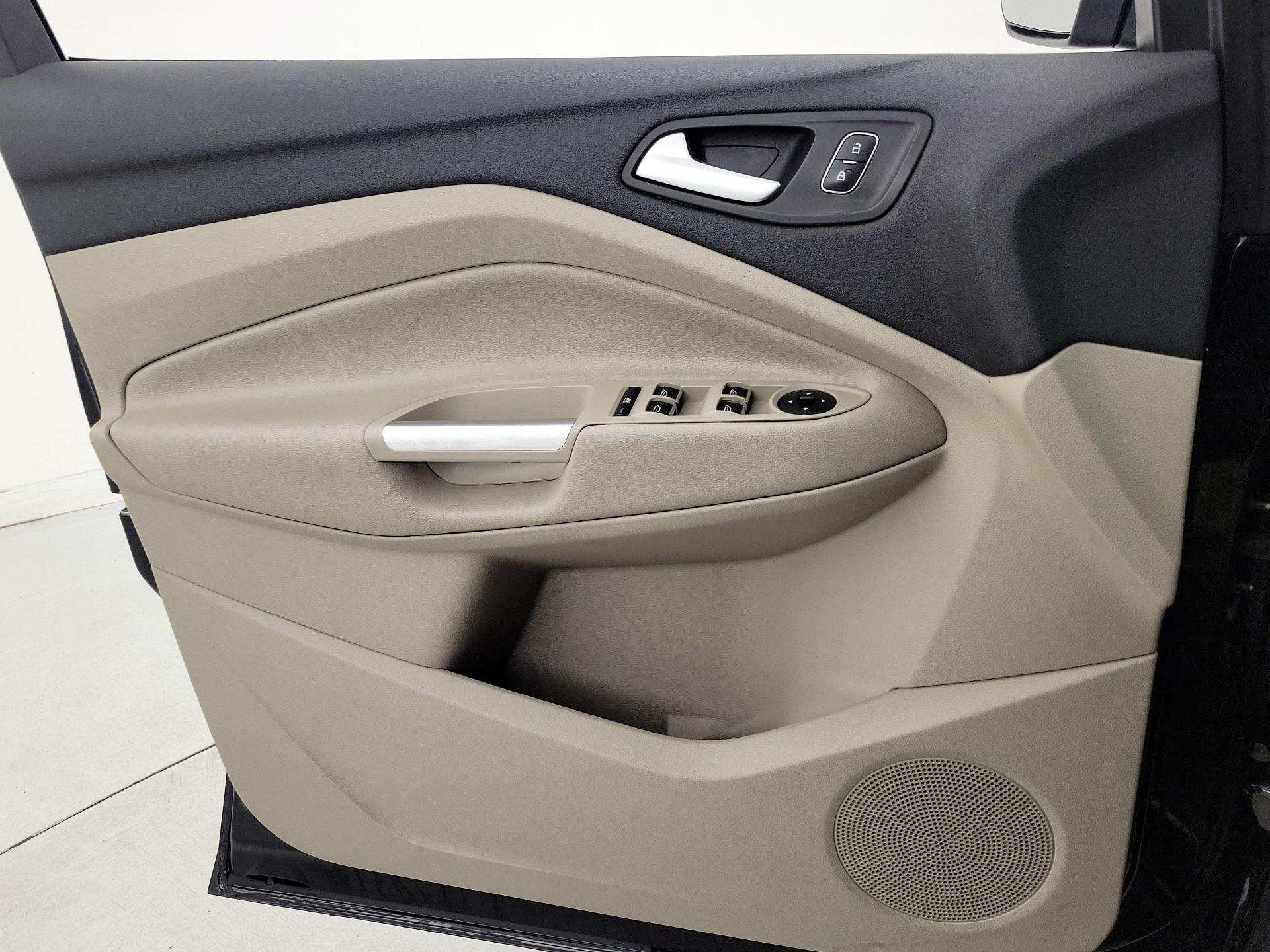 Thumbnail: 2019 Ford Escape - 12