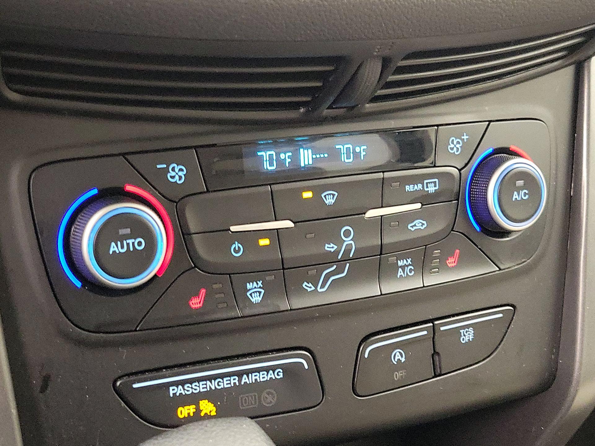 Thumbnail: 2019 Ford Escape - 16