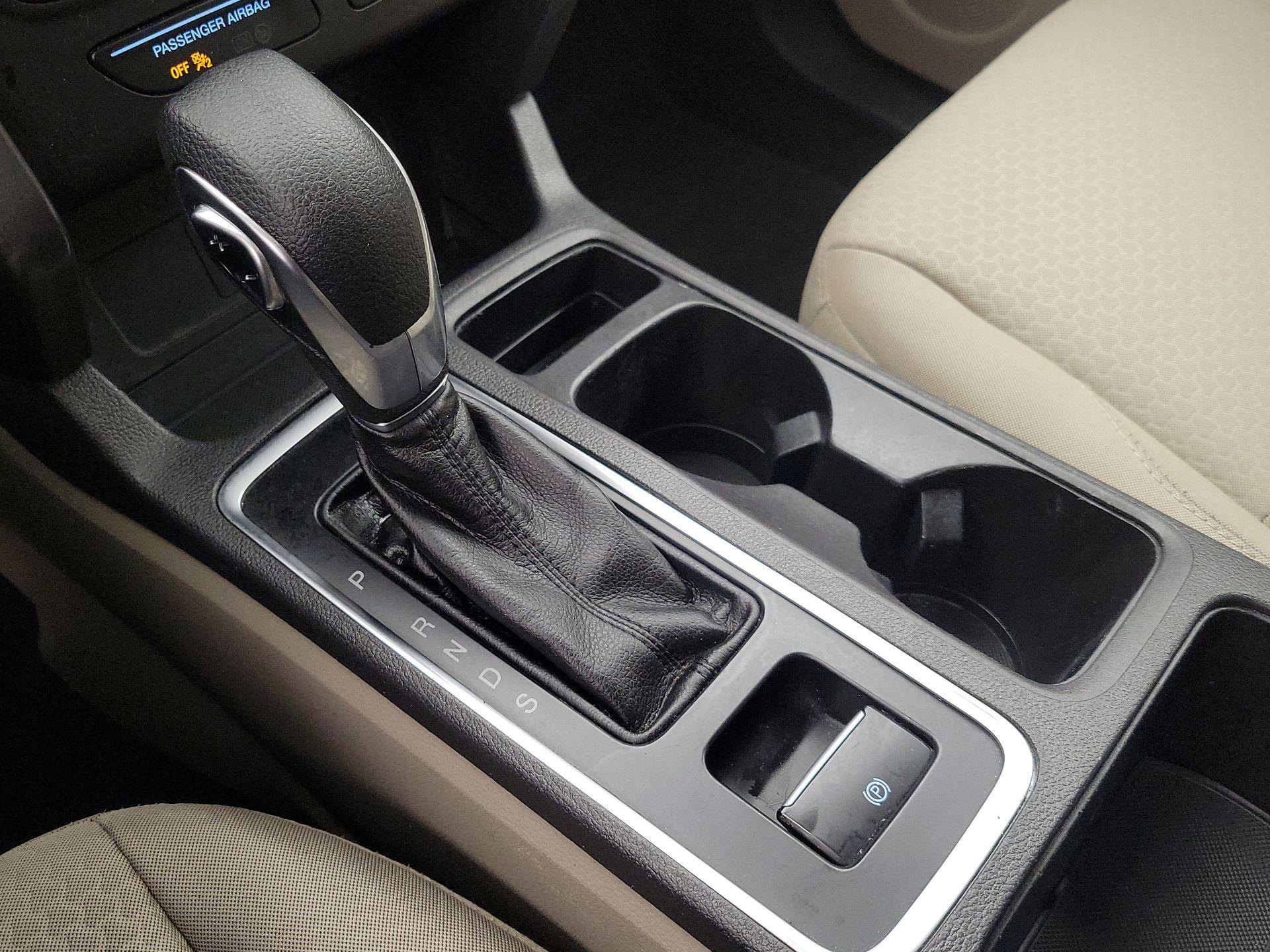 Thumbnail: 2019 Ford Escape - 17