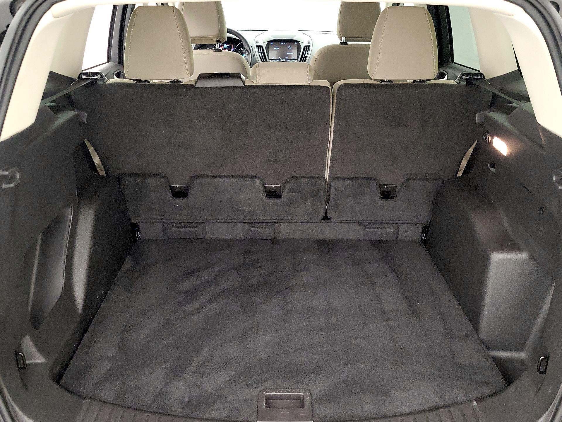 Thumbnail: 2019 Ford Escape - 20