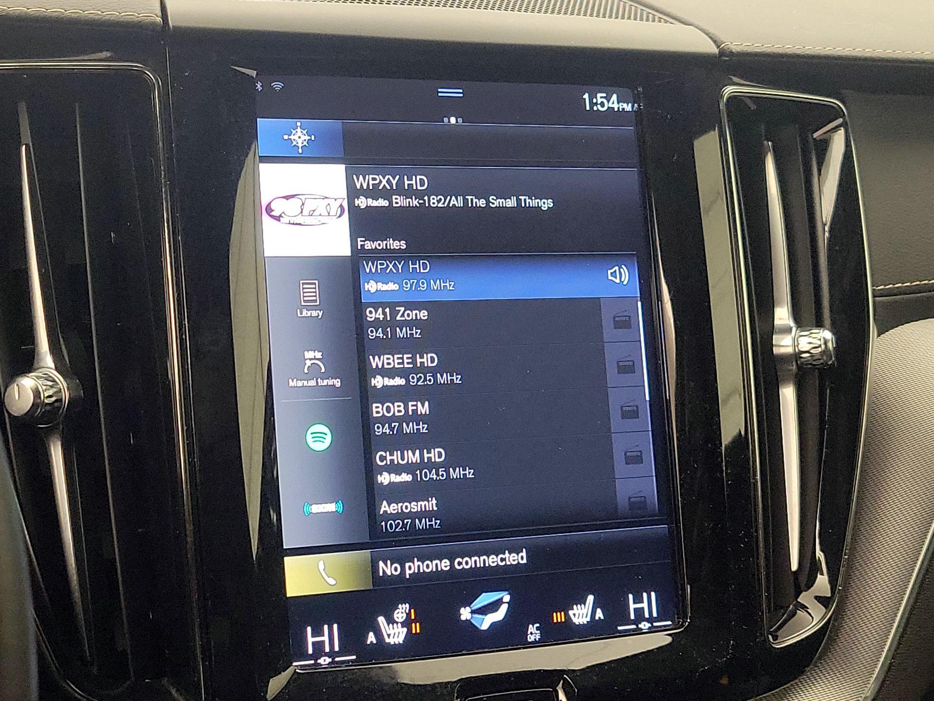 Thumbnail: 2020 Volvo XC60 - 16