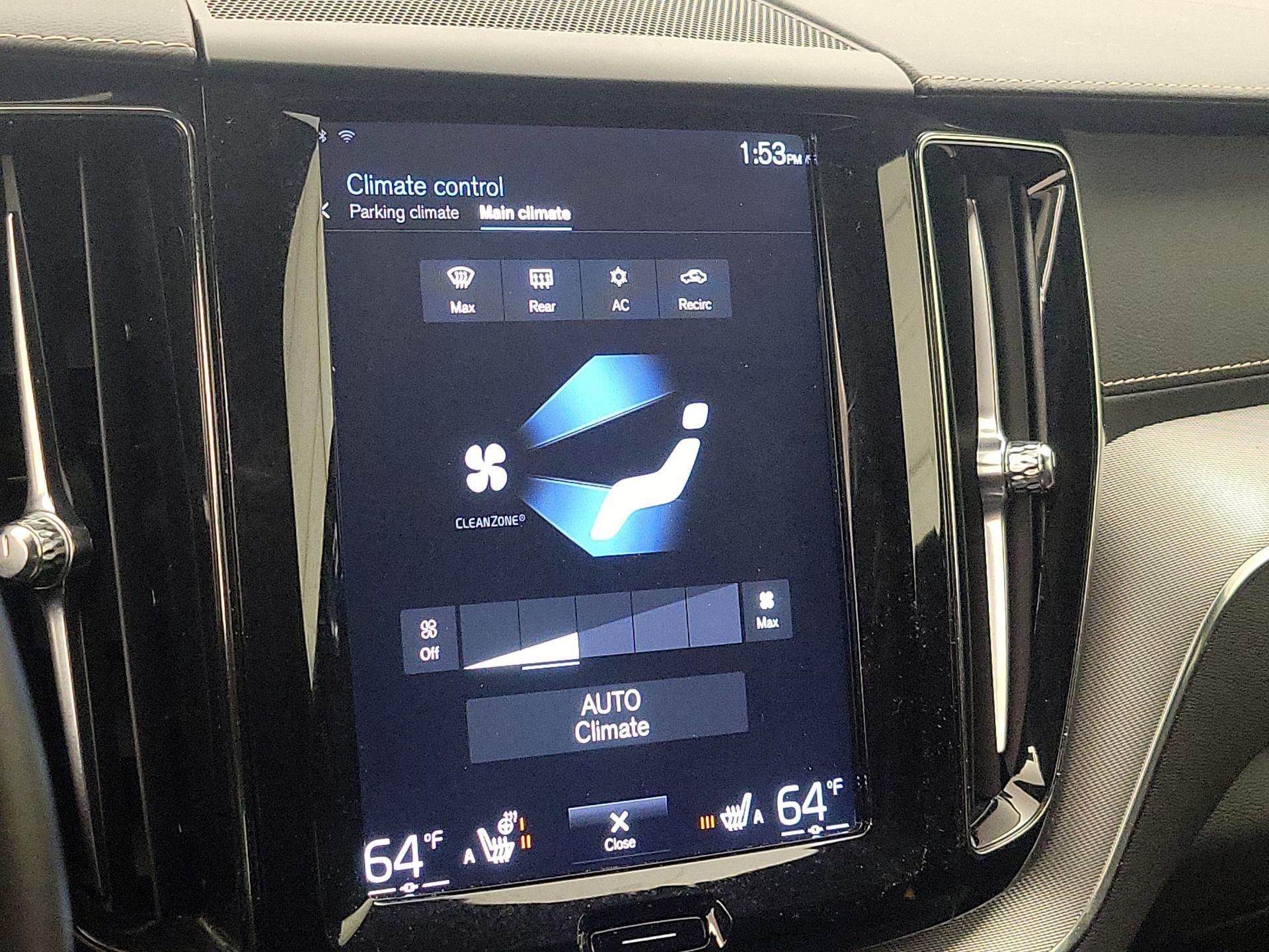 Thumbnail: 2020 Volvo XC60 - 17