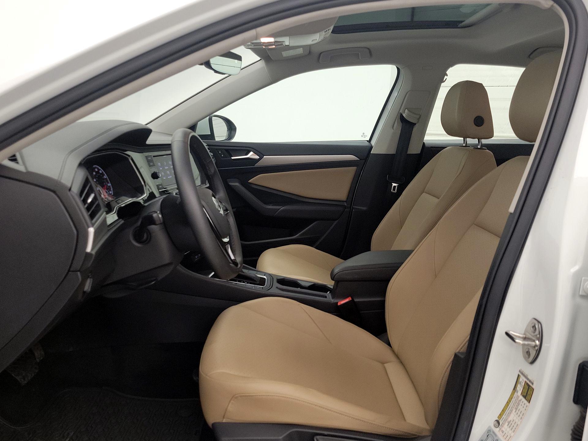 Thumbnail: 2020 Volkswagen Jetta - 11