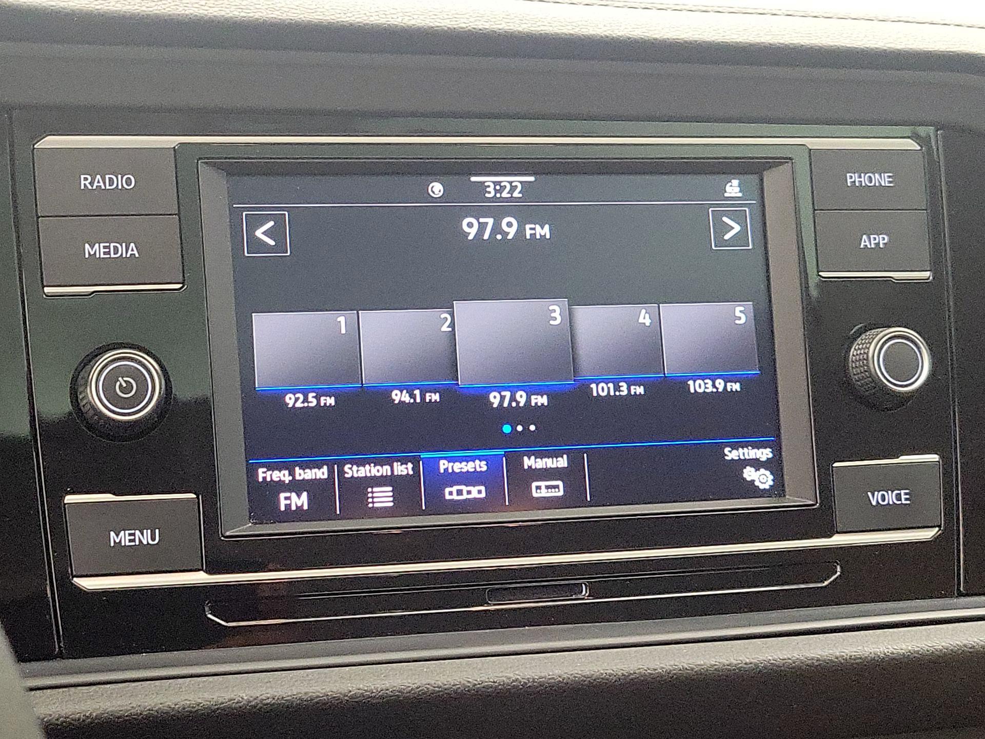 Thumbnail: 2020 Volkswagen Jetta - 15