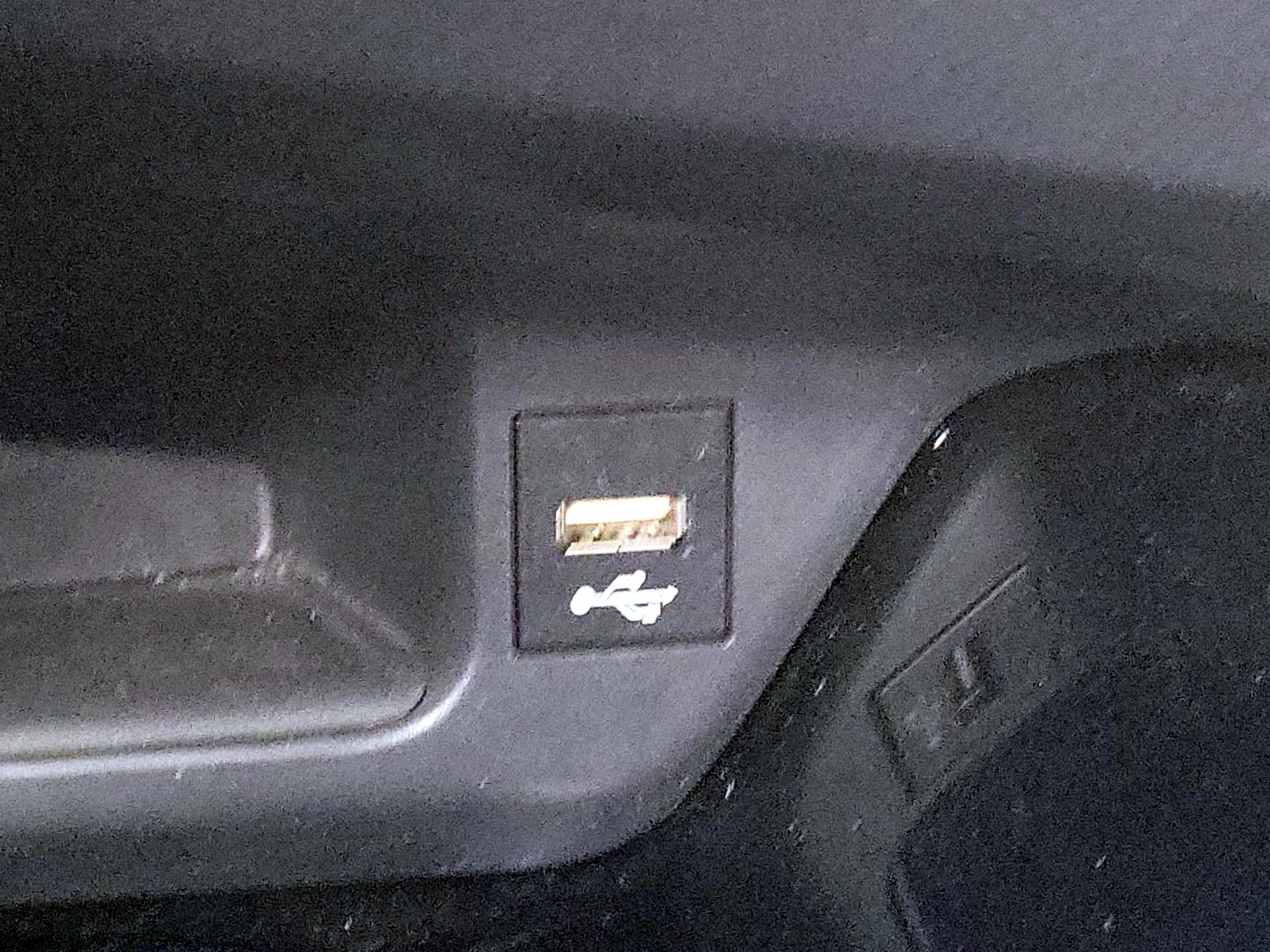 Thumbnail: 2020 Toyota C-HR - 18