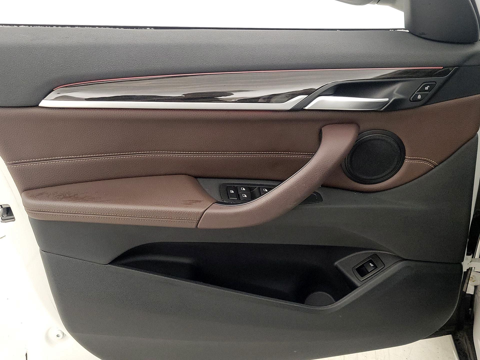 Thumbnail: 2021 BMW X1 - 12