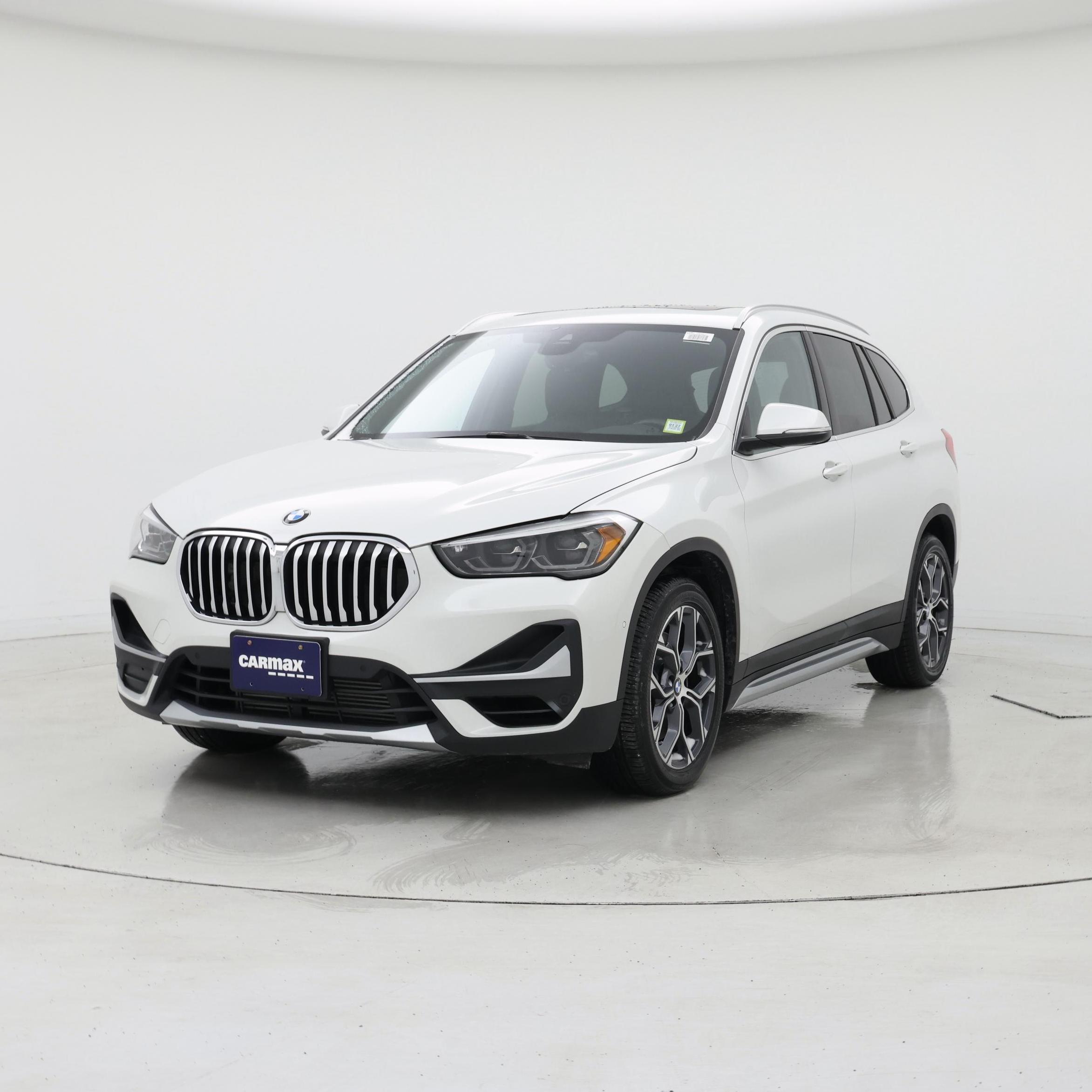 Thumbnail: 2021 BMW X1 - 4