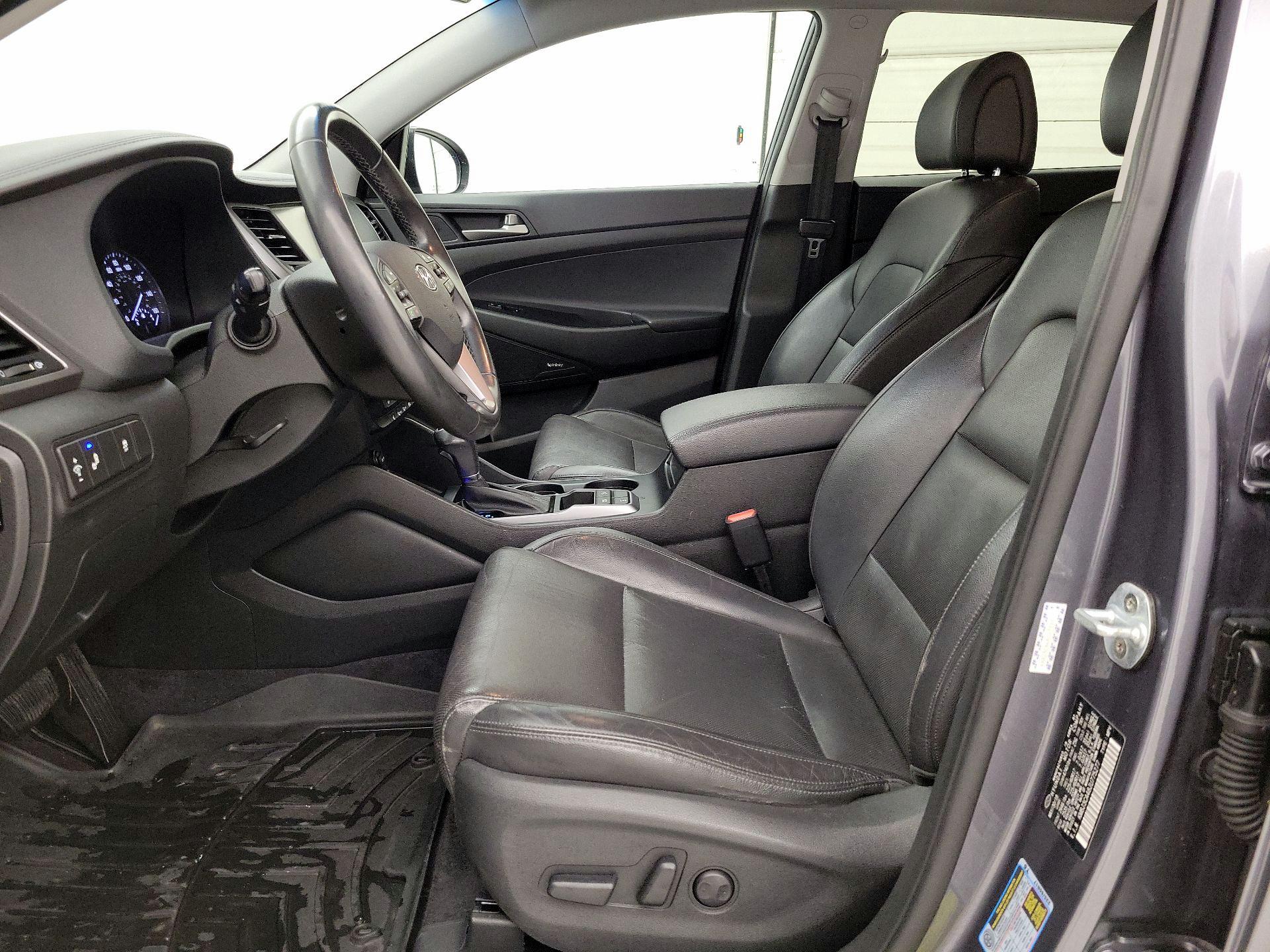 Thumbnail: 2018 Hyundai Tucson - 11