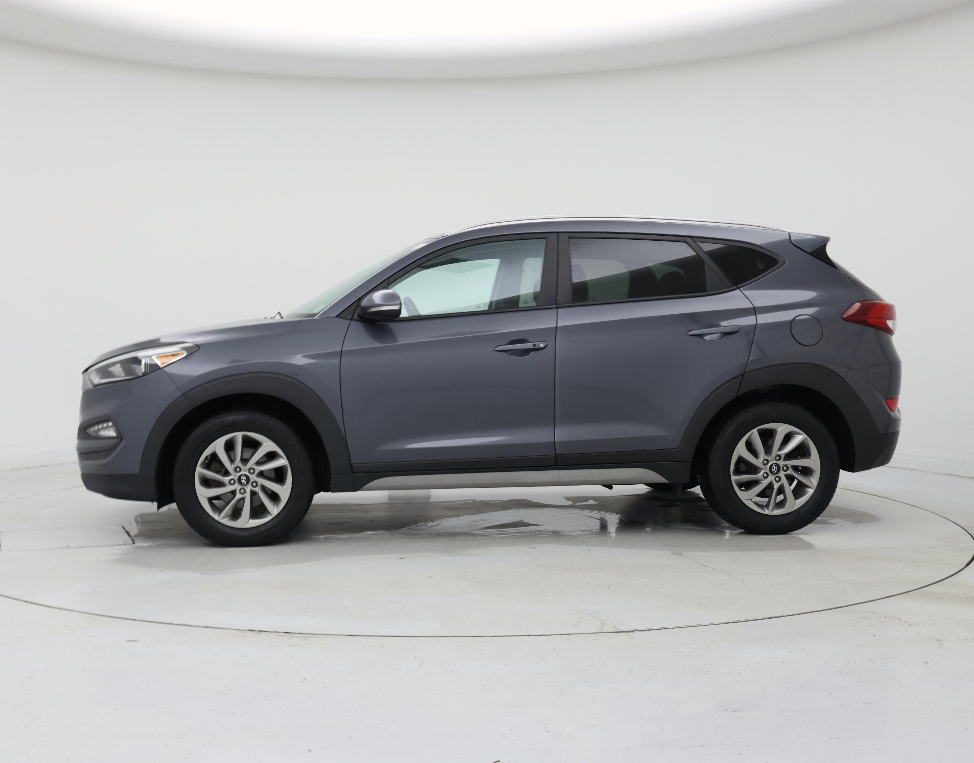 Thumbnail: 2018 Hyundai Tucson - 3