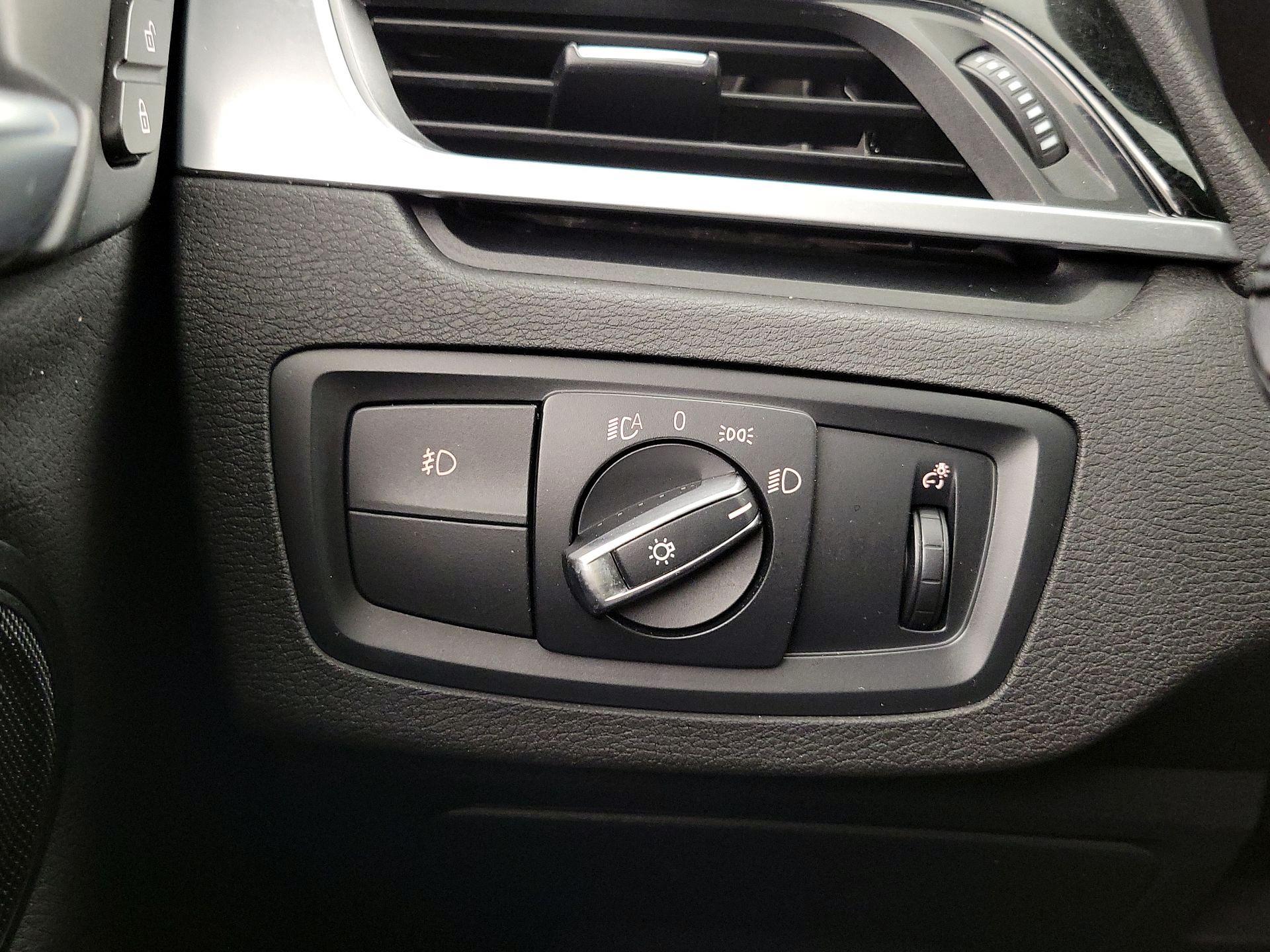 Thumbnail: 2019 BMW X1 - 13