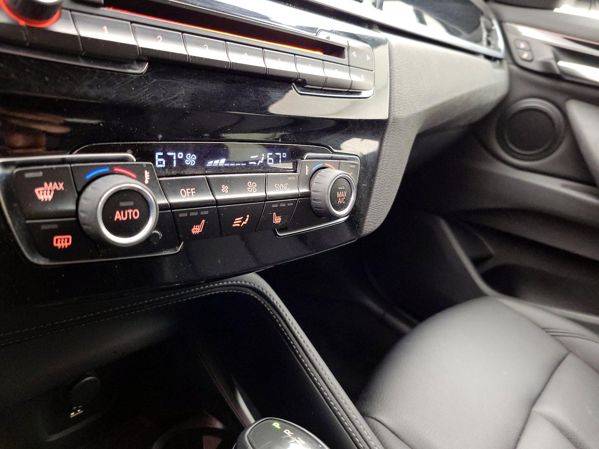 Thumbnail: 2019 BMW X1 - 17