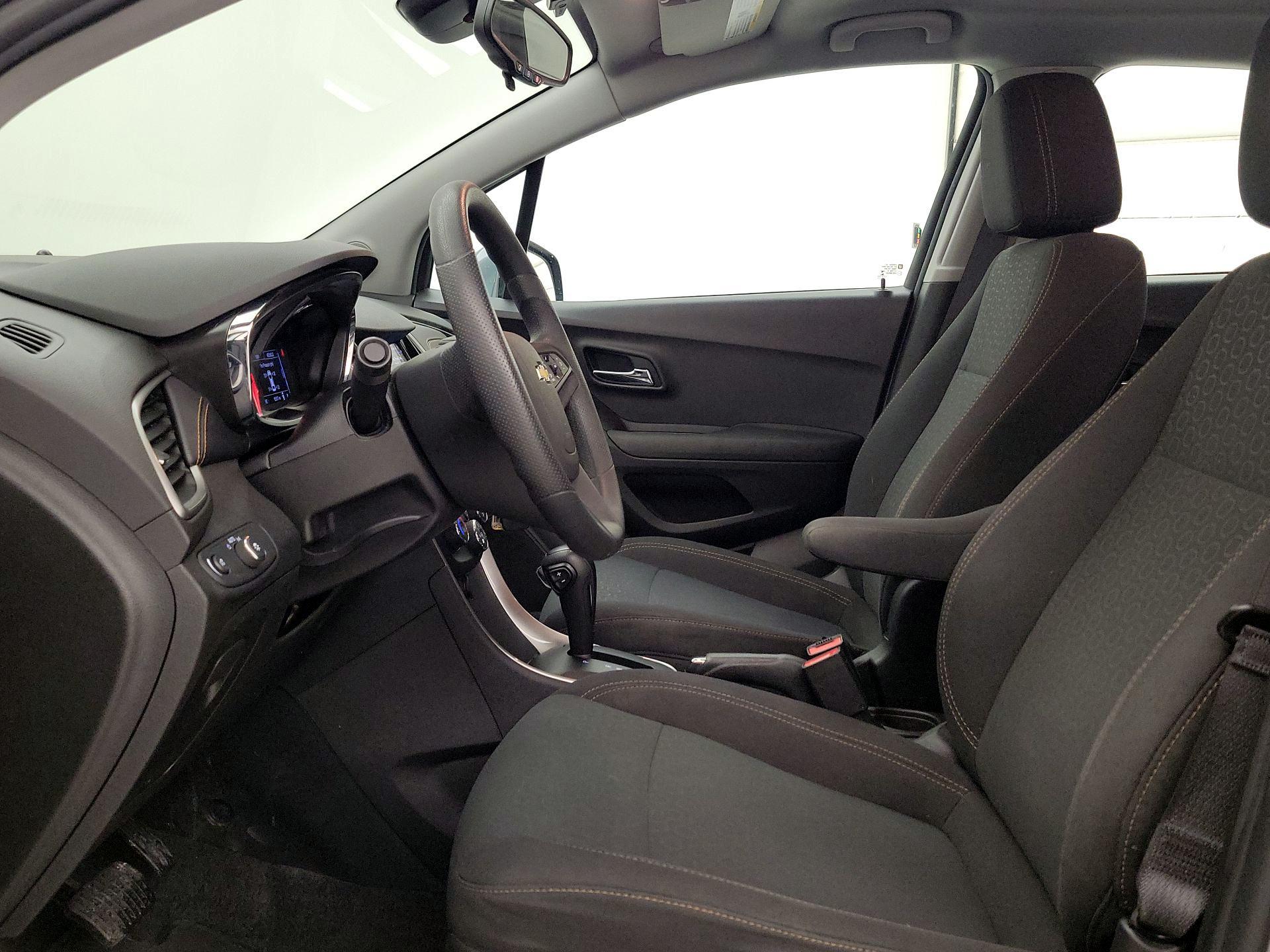 Thumbnail: 2020 Chevrolet Trax - 11