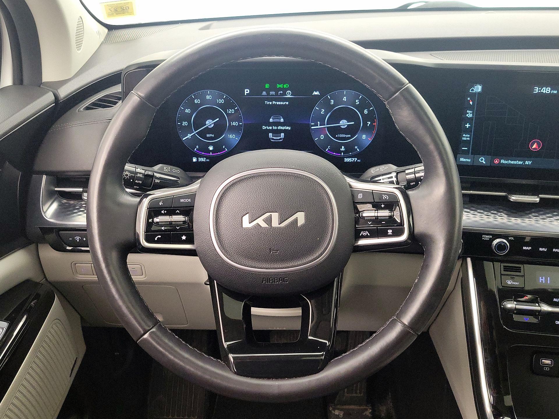 Thumbnail: 2023 Kia Carnival - 10