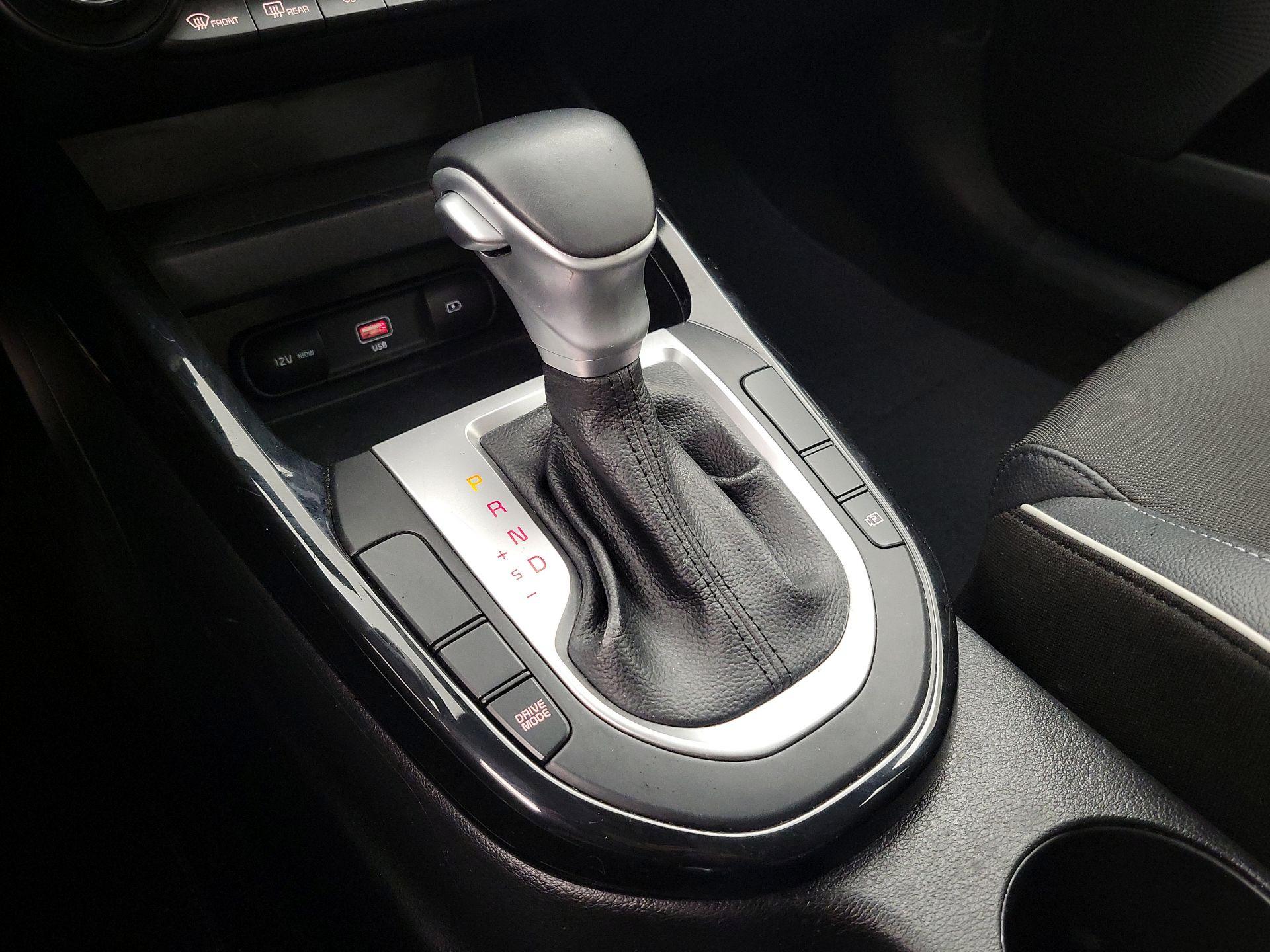 Thumbnail: 2023 Kia Forte - 18