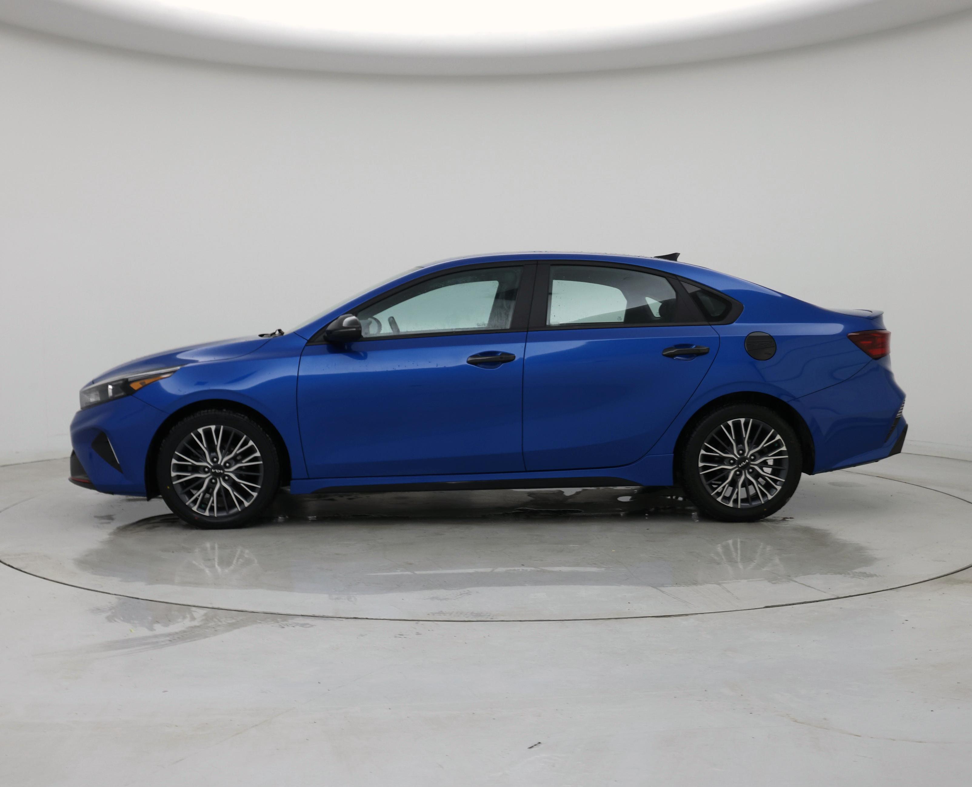 Thumbnail: 2023 Kia Forte - 3