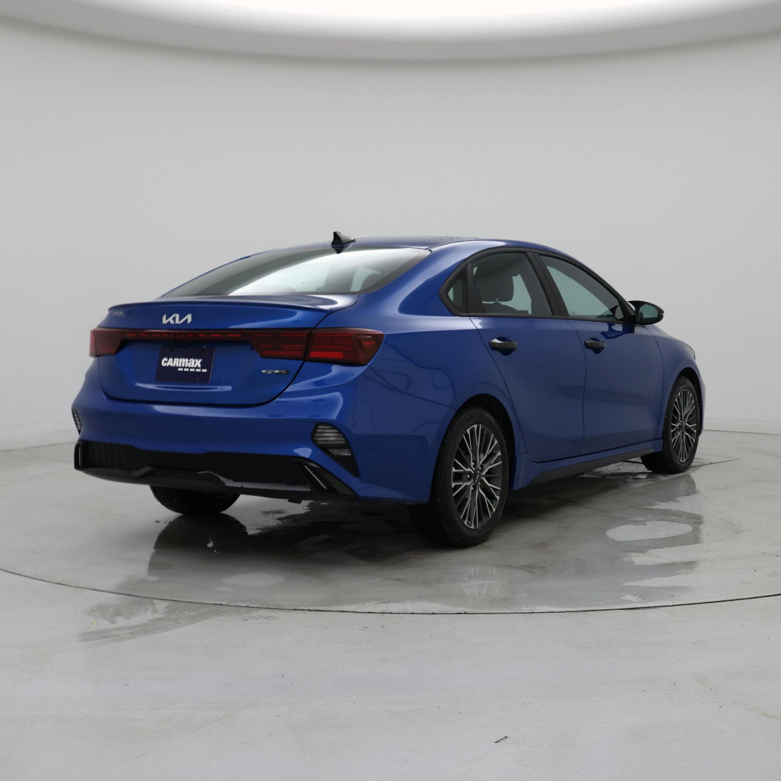 Thumbnail: 2023 Kia Forte - 8